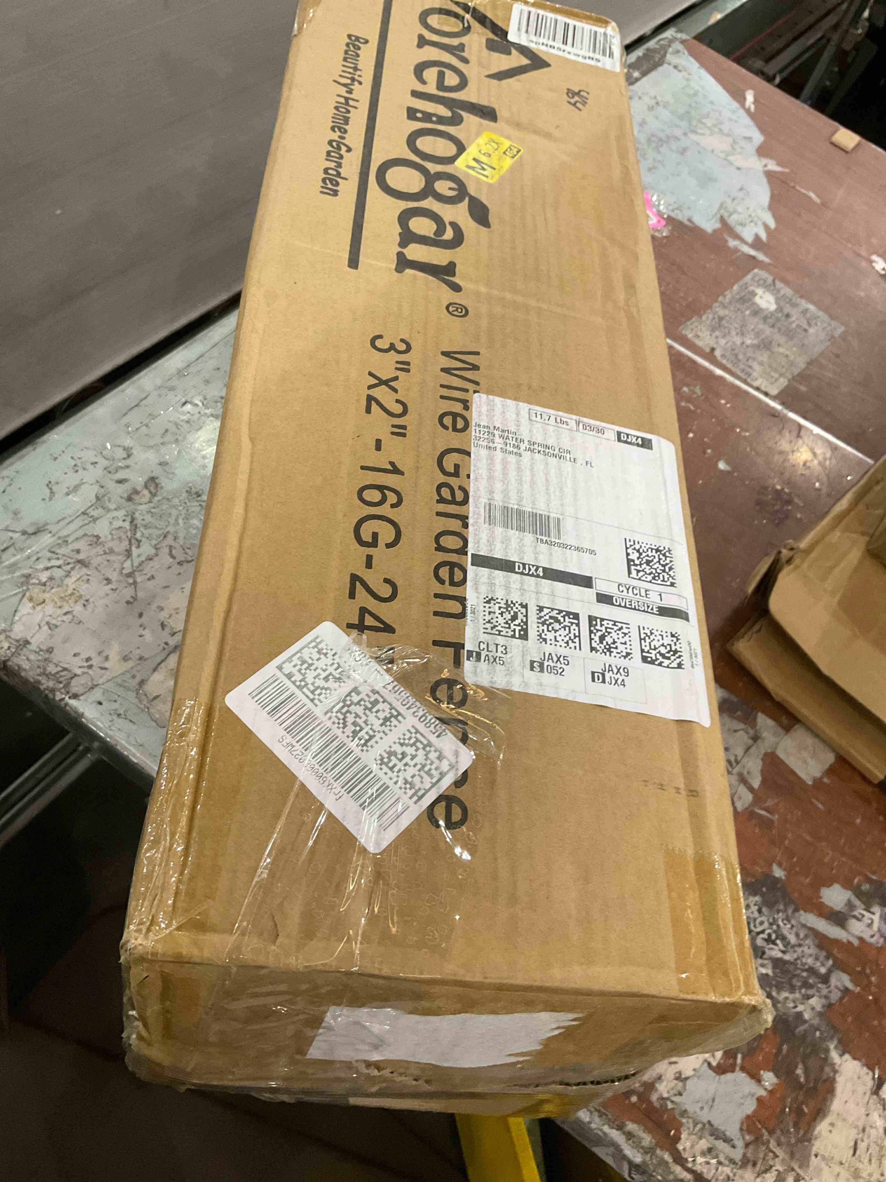 https://s3.amazonaws.com/lotting-images-prod/bidfta/PNK2452853_1749133864021.jpeg