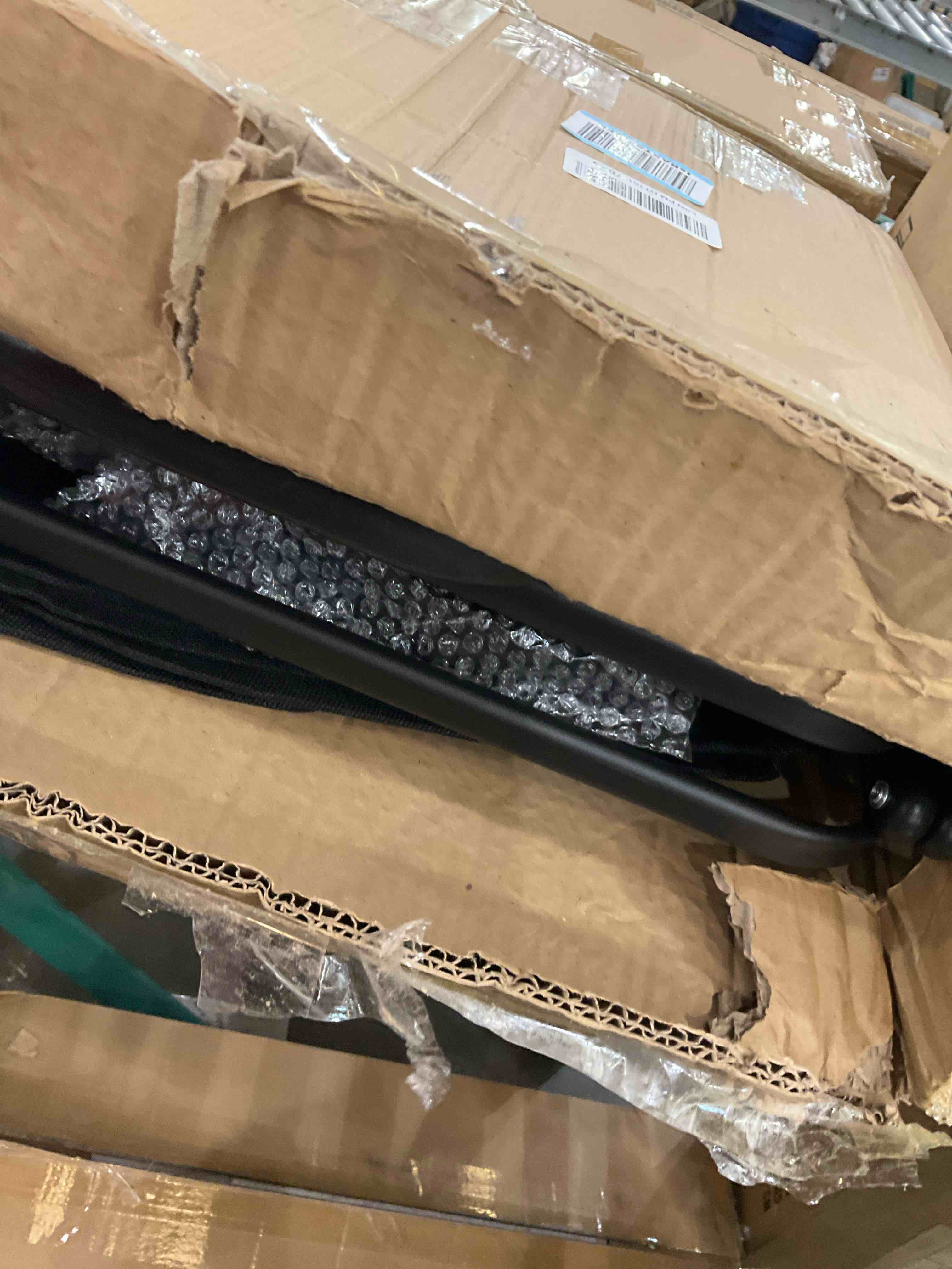 https://s3.amazonaws.com/lotting-images-prod/bidfta/PNK2452918_1749145009312.jpeg