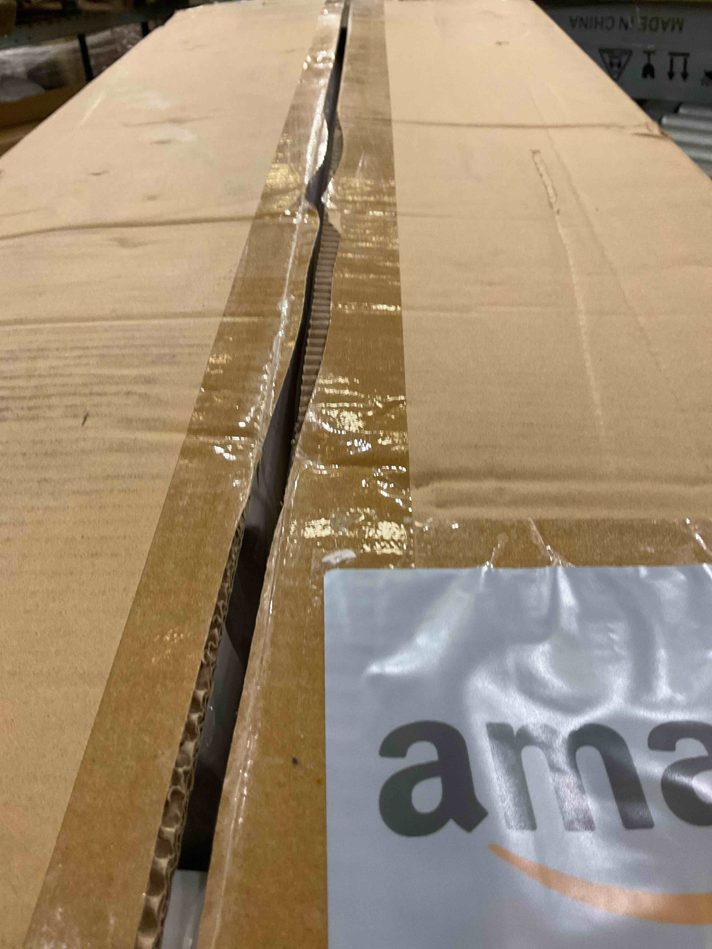 https://s3.amazonaws.com/lotting-images-prod/bidfta/PNK2453620_1749220419176.jpeg