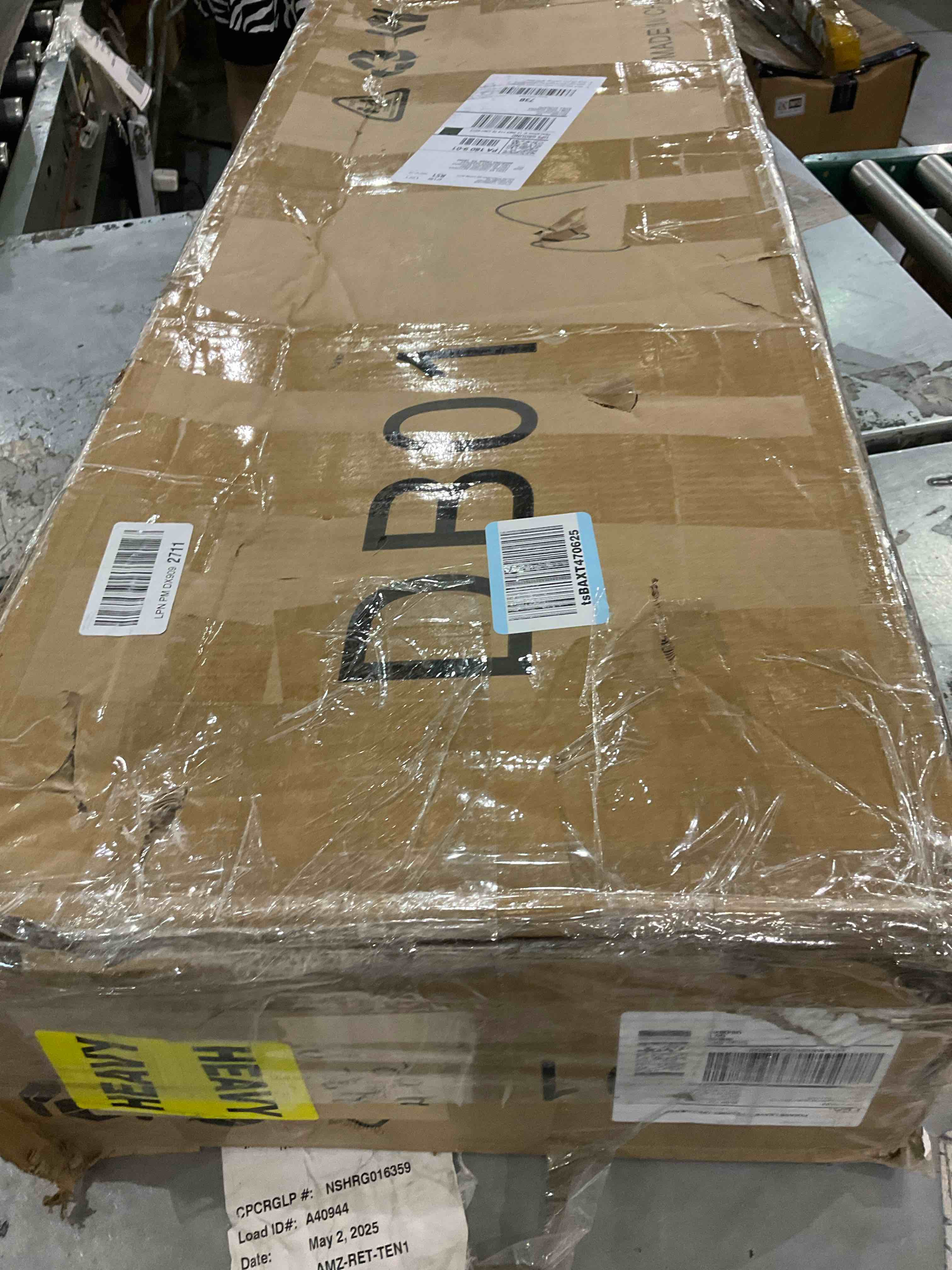 https://s3.amazonaws.com/lotting-images-prod/bidfta/PNK2455827_1749213106016.jpeg