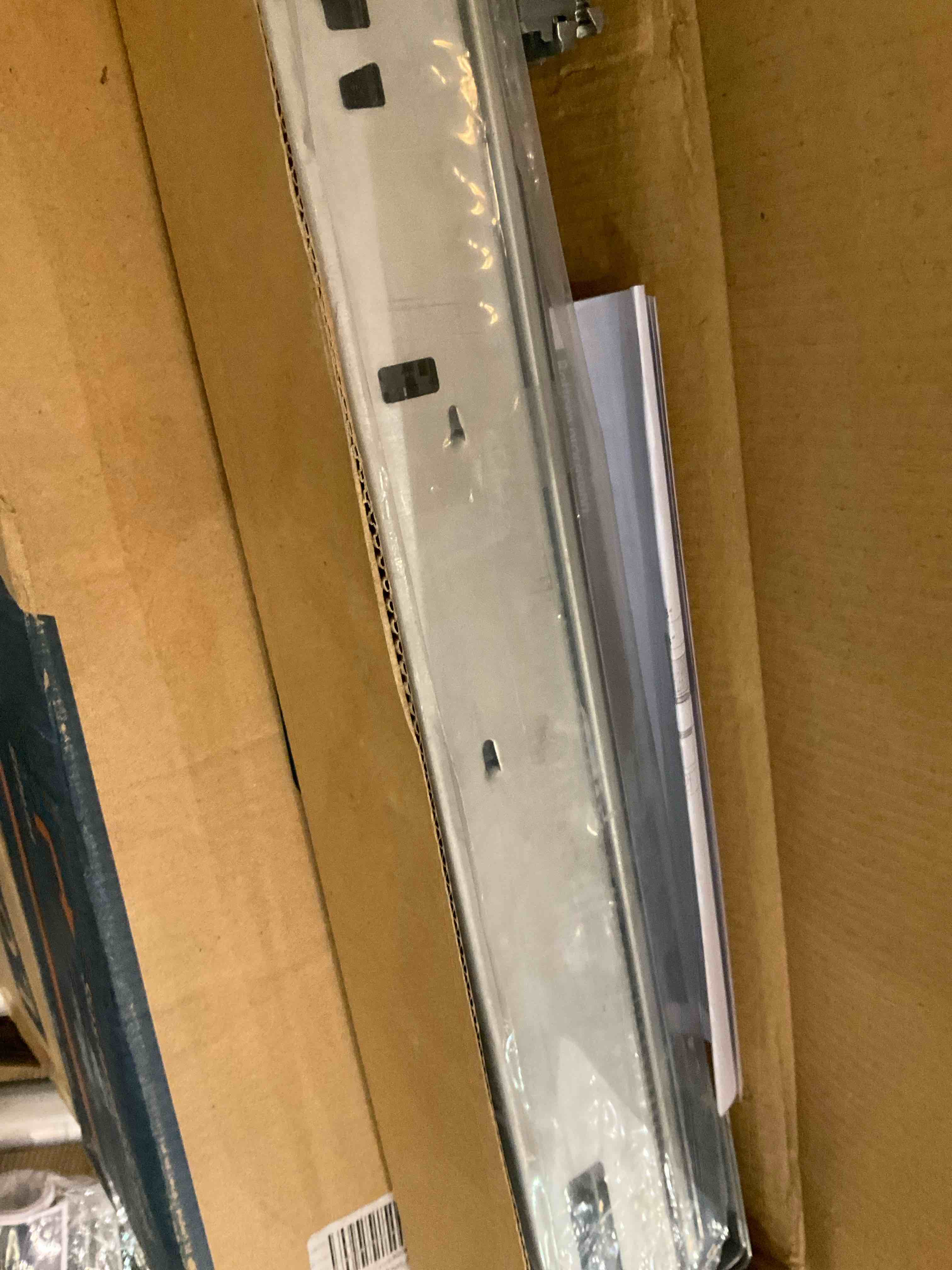 LONTAN 1 Pair 18 Inch Undermount Soft Close Drawer Slides - Full Extension, Rear Mount Brackets, Concealed Bottom Mount Runners with 100 LB Capacity