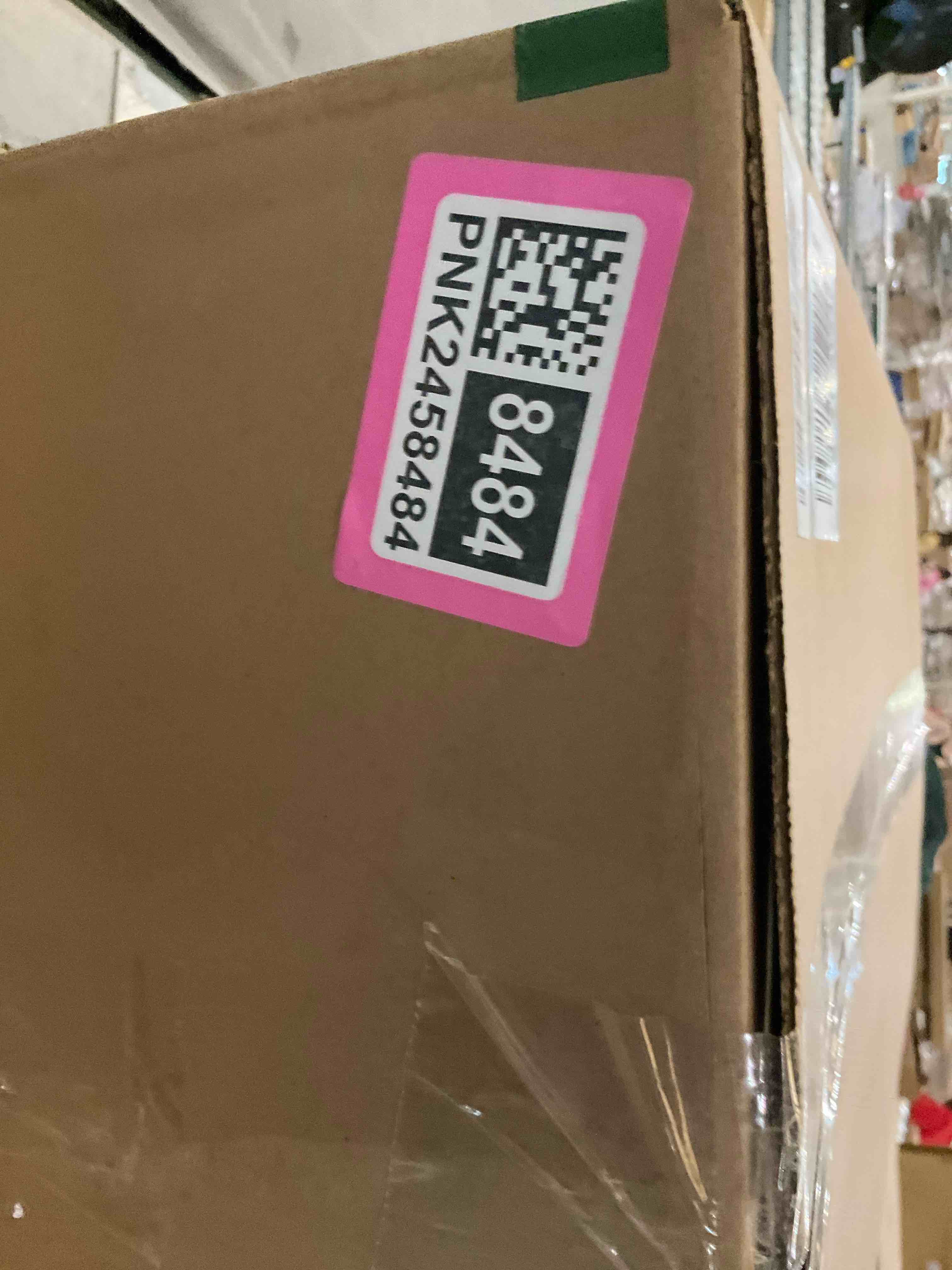https://s3.amazonaws.com/lotting-images-prod/bidfta/PNK2458484_1749219104241.jpeg