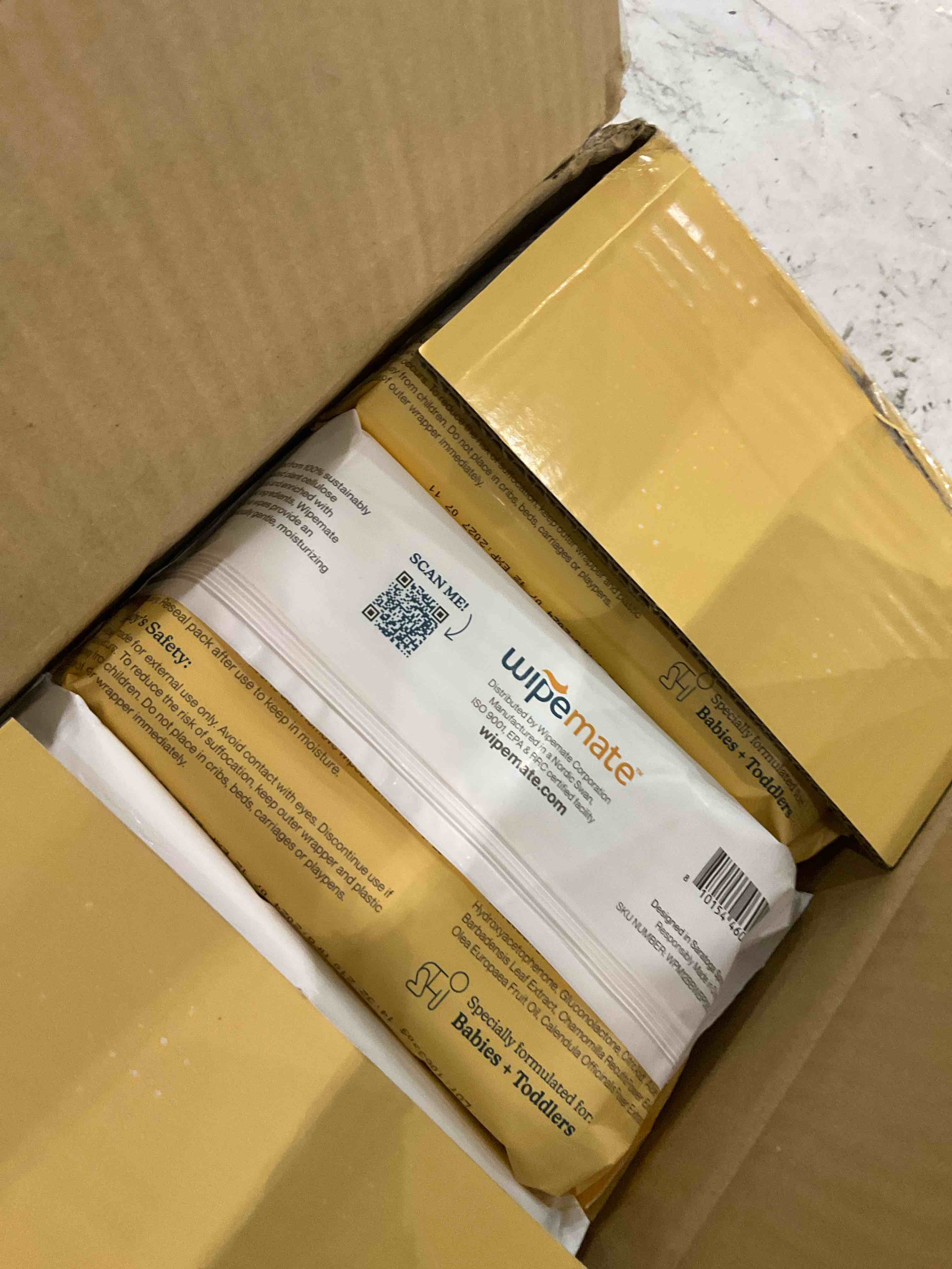 https://s3.amazonaws.com/lotting-images-prod/bidfta/PNK2459004_1749467391113.jpeg