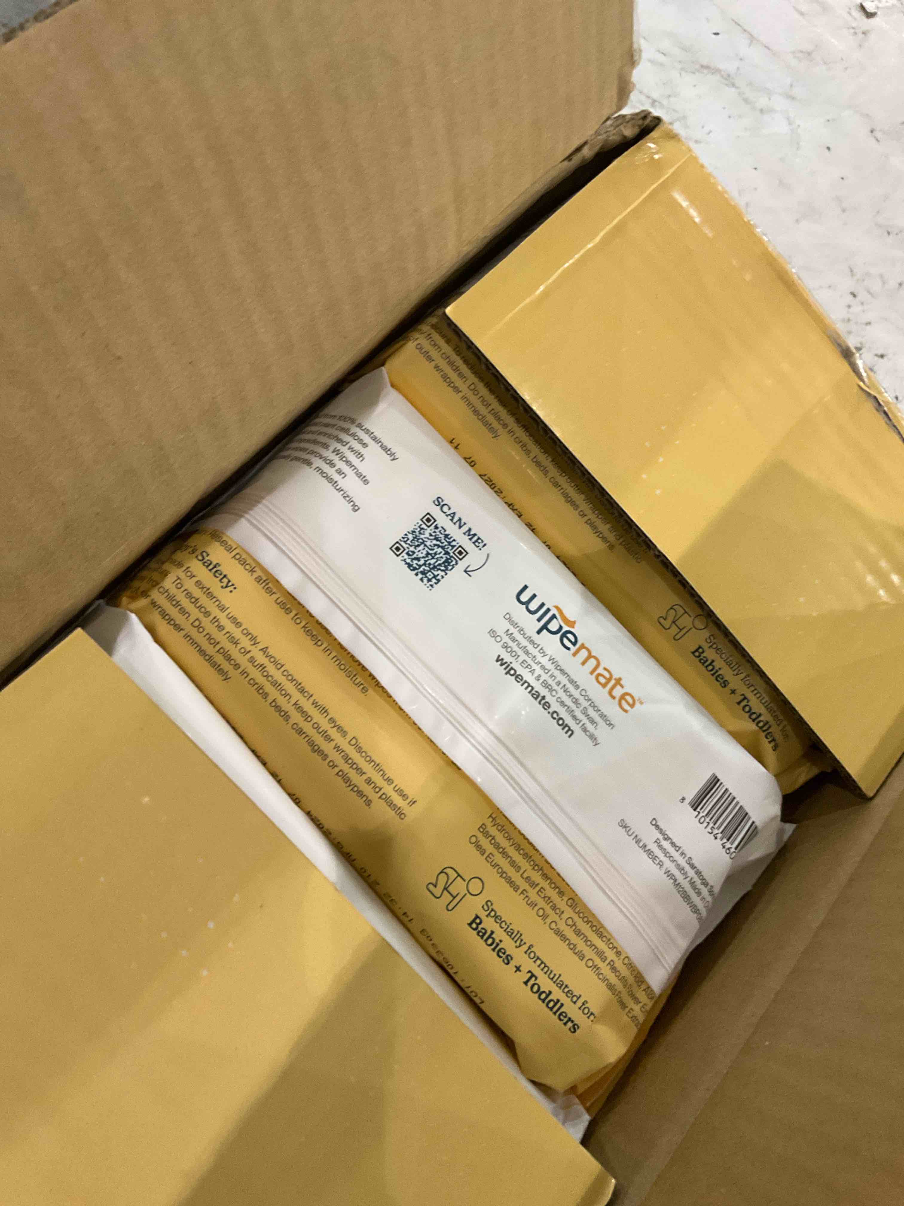 https://s3.amazonaws.com/lotting-images-prod/bidfta/PNK2459004_1749467392206.jpeg
