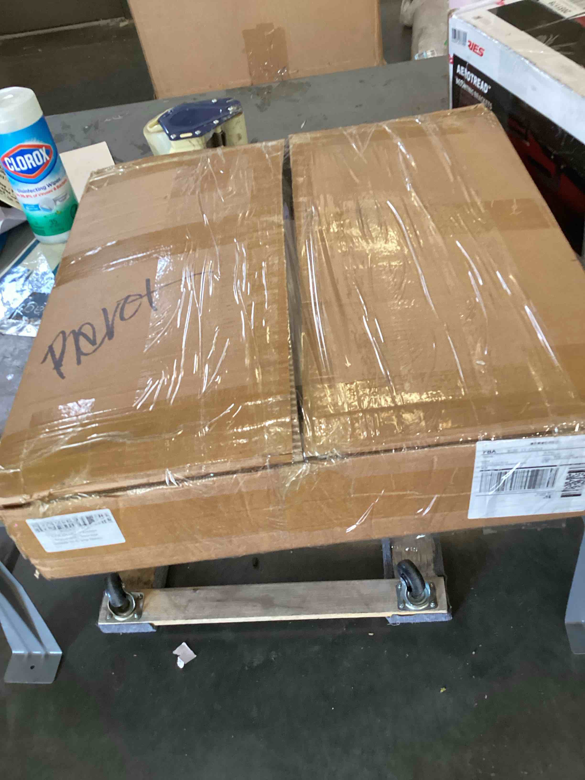 https://s3.amazonaws.com/lotting-images-prod/bidfta/PNK2459464_1756507028467.jpeg