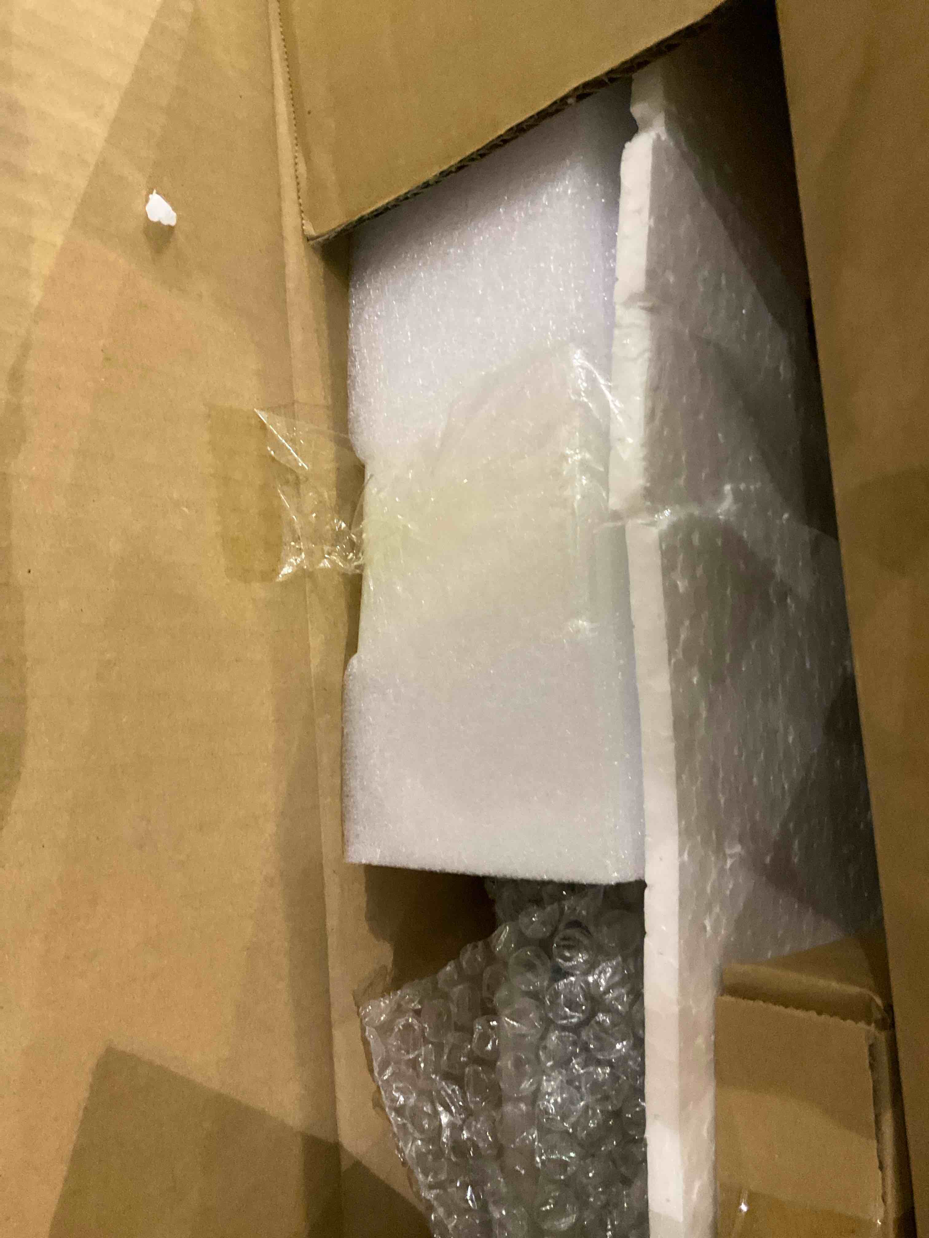 https://s3.amazonaws.com/lotting-images-prod/bidfta/PNK2459788_1749489359245.jpeg