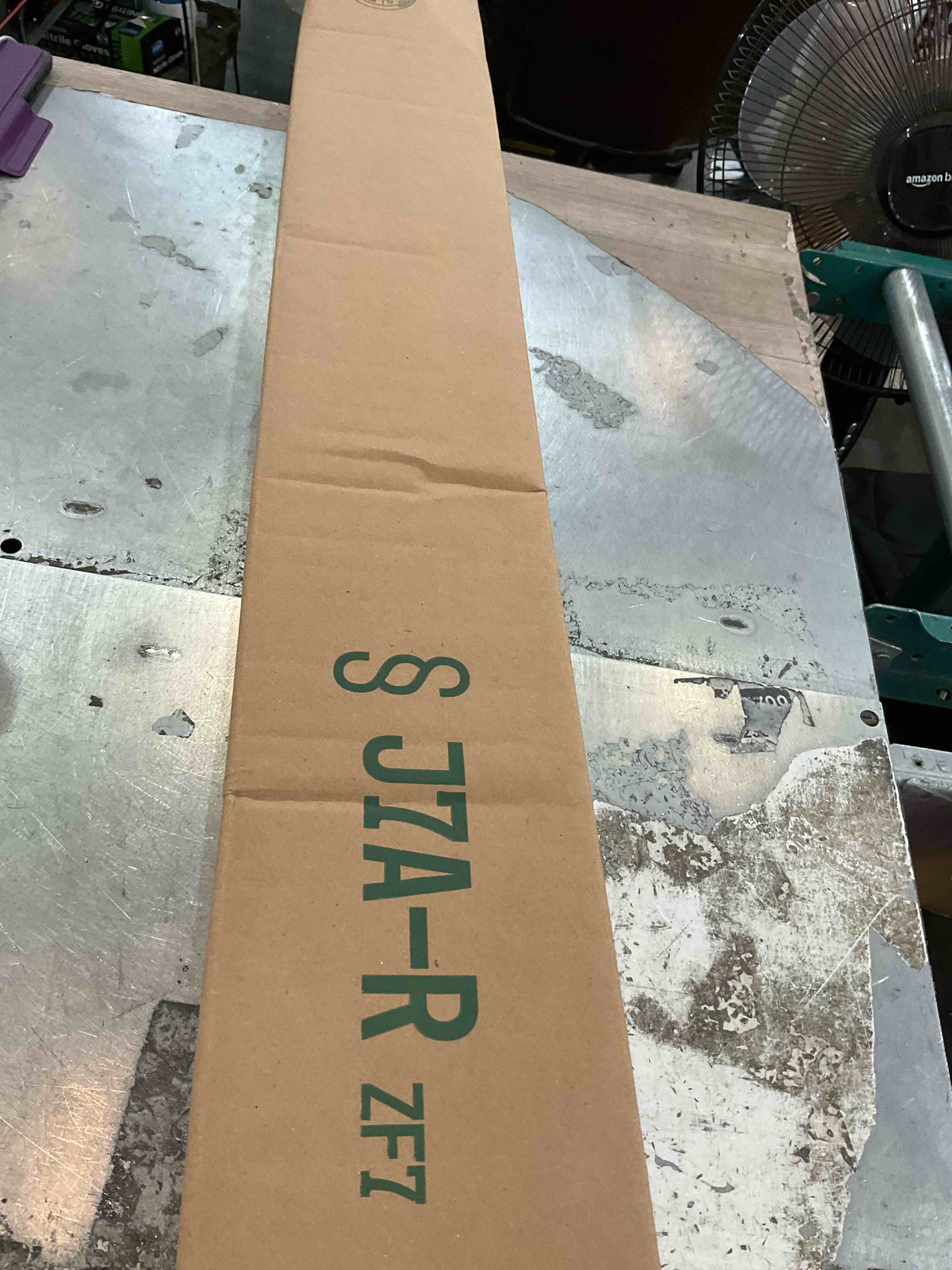 https://s3.amazonaws.com/lotting-images-prod/bidfta/PNK2462217_1749573758514.jpeg