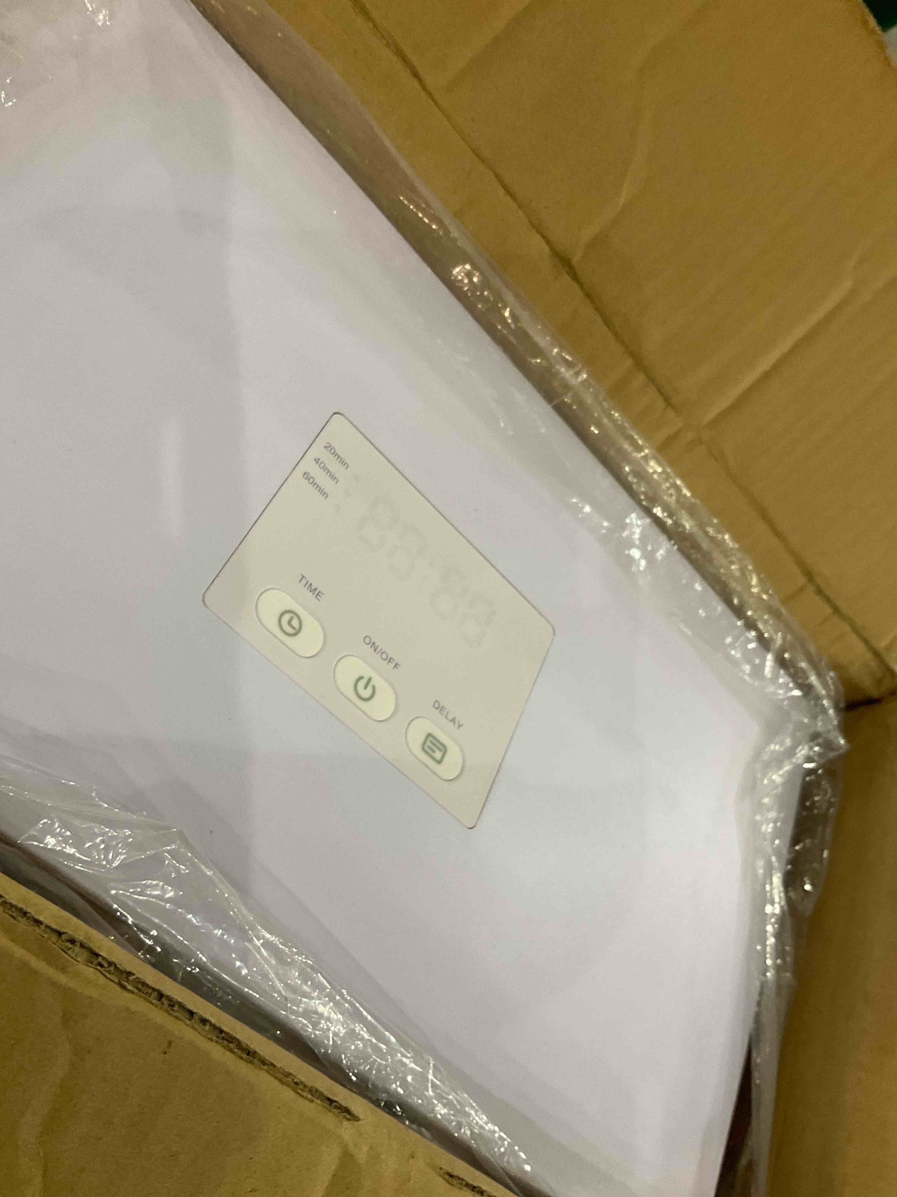 https://s3.amazonaws.com/lotting-images-prod/bidfta/PNK2464006_1751027019903.jpeg