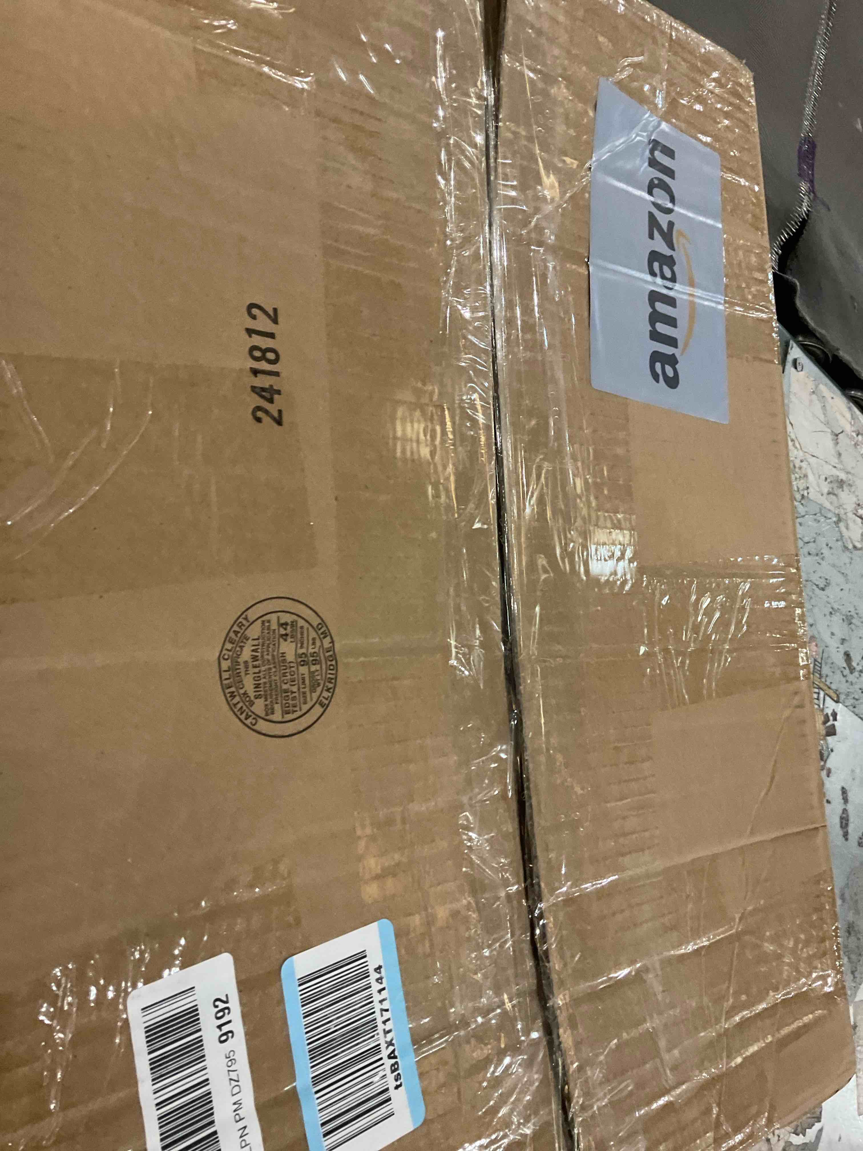 https://s3.amazonaws.com/lotting-images-prod/bidfta/PNK2465401_1749748683389.jpeg