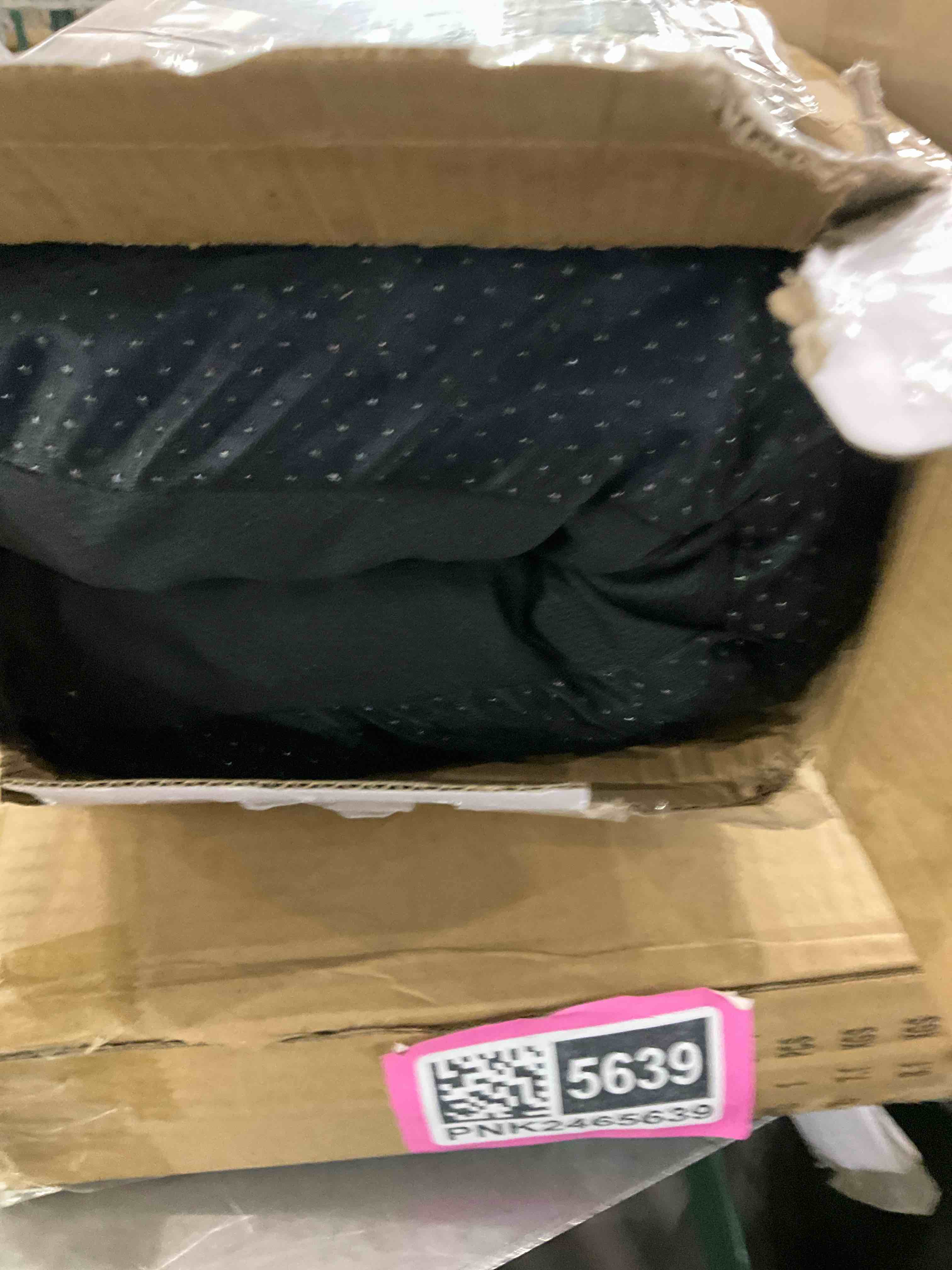 https://s3.amazonaws.com/lotting-images-prod/bidfta/PNK2465591_1749813131863.jpeg