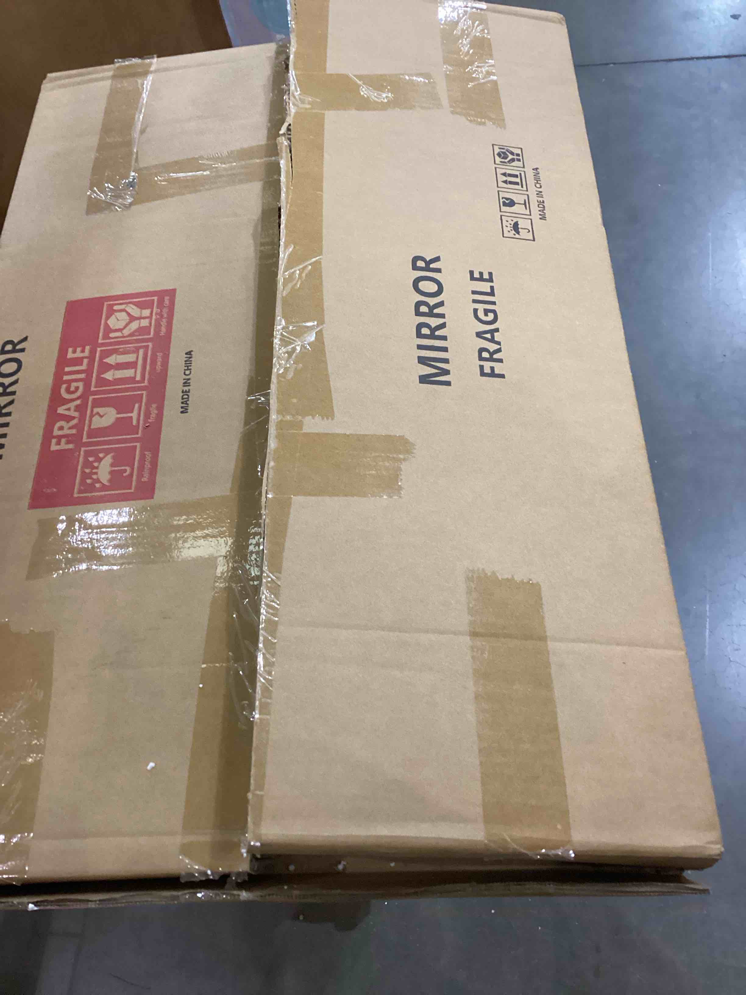 https://s3.amazonaws.com/lotting-images-prod/bidfta/PNK2467510_1757937375927.jpeg