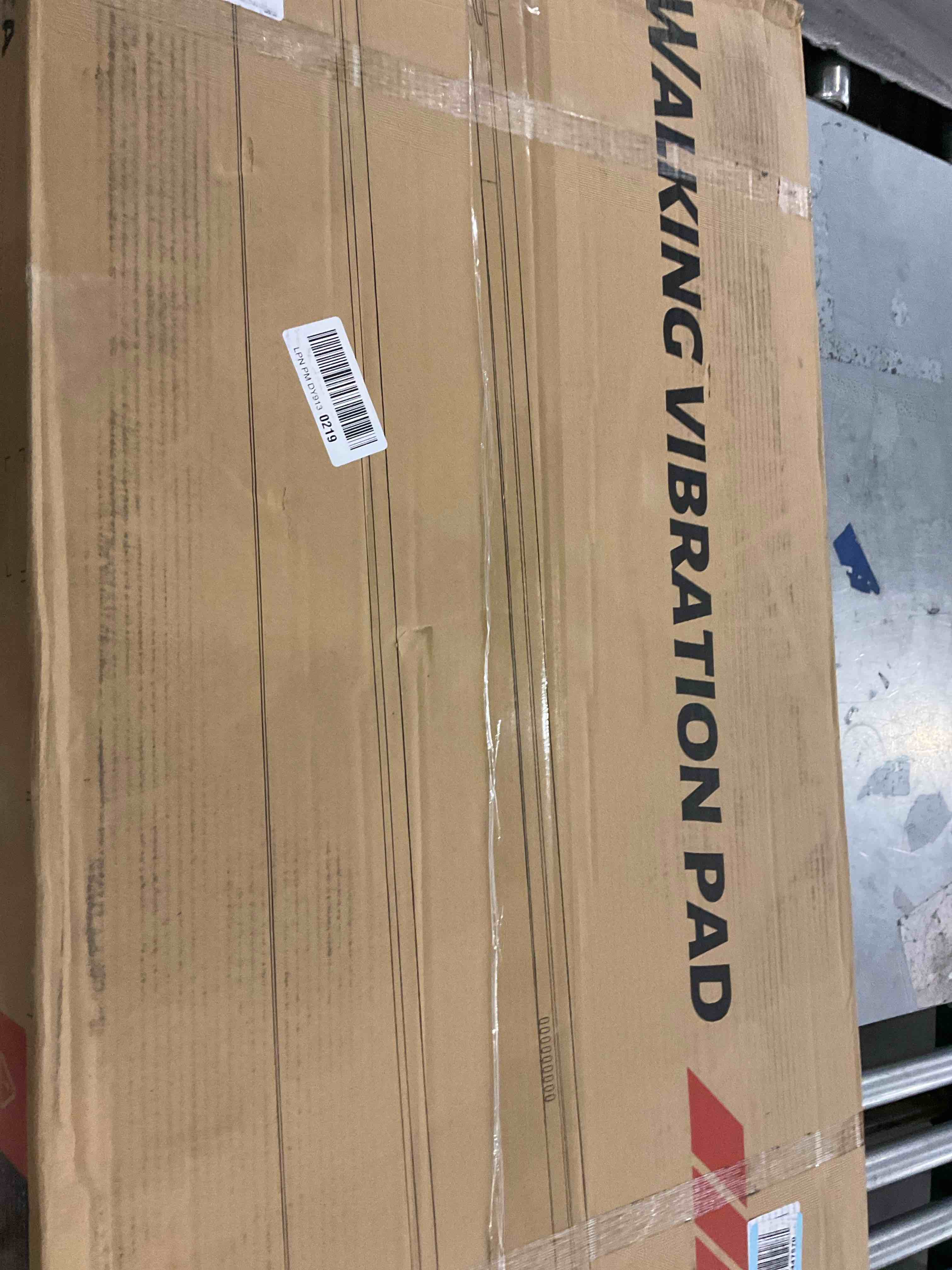 https://s3.amazonaws.com/lotting-images-prod/bidfta/PNK2469814_1750081897997.jpeg