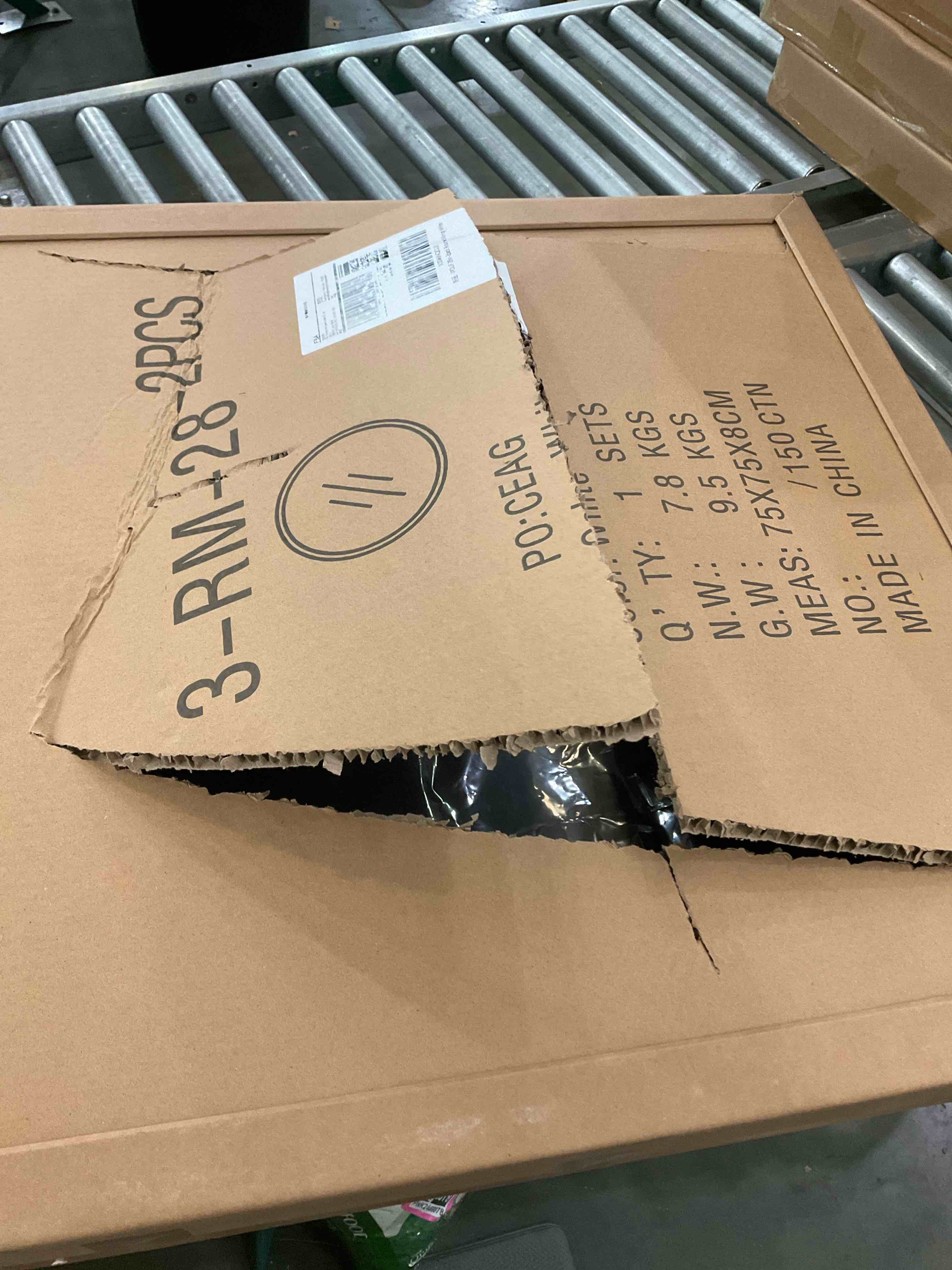 https://s3.amazonaws.com/lotting-images-prod/bidfta/PNK2469975_1750095348652.jpeg