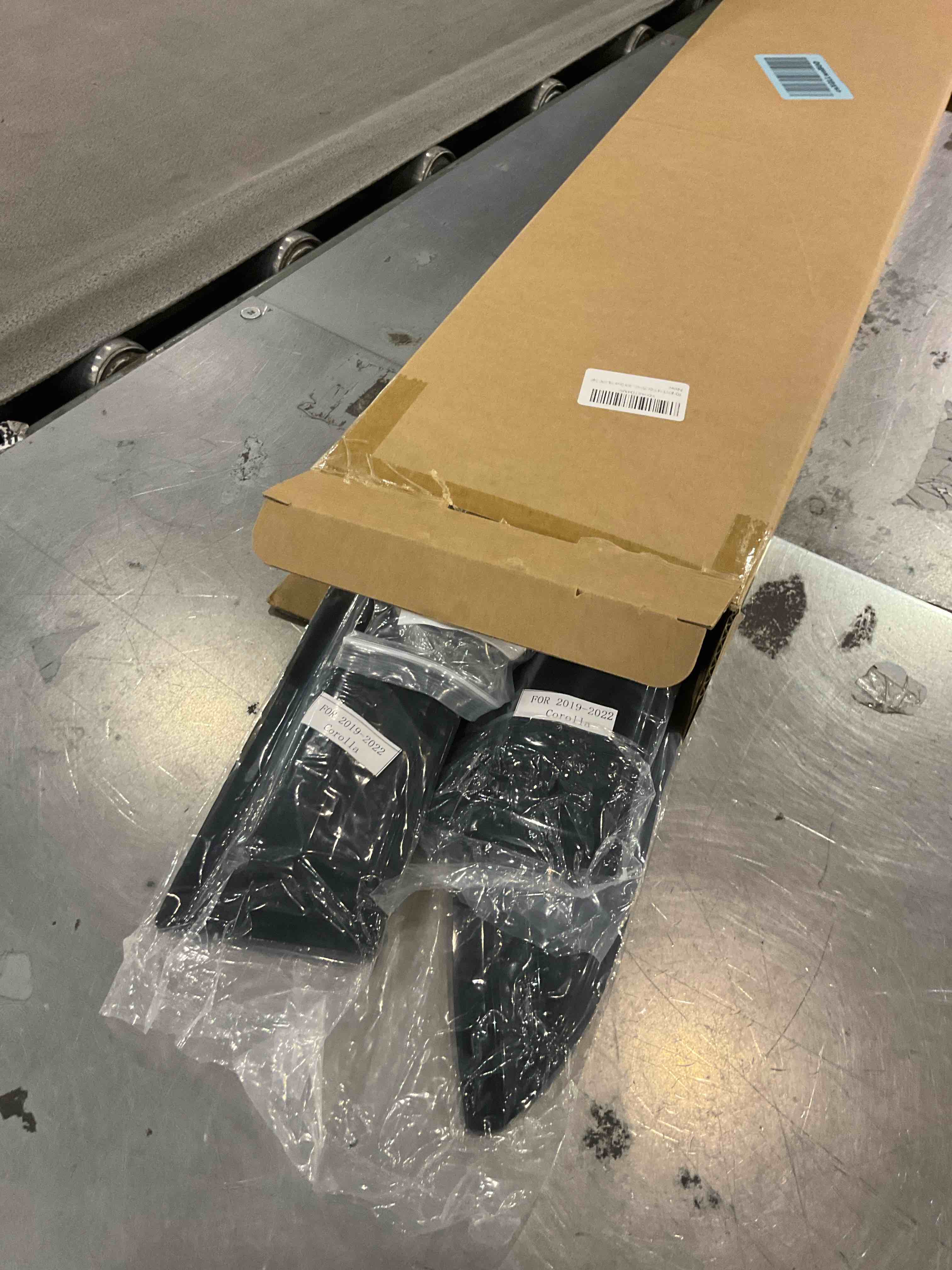 https://s3.amazonaws.com/lotting-images-prod/bidfta/PNK2471926_1750677003826.jpeg