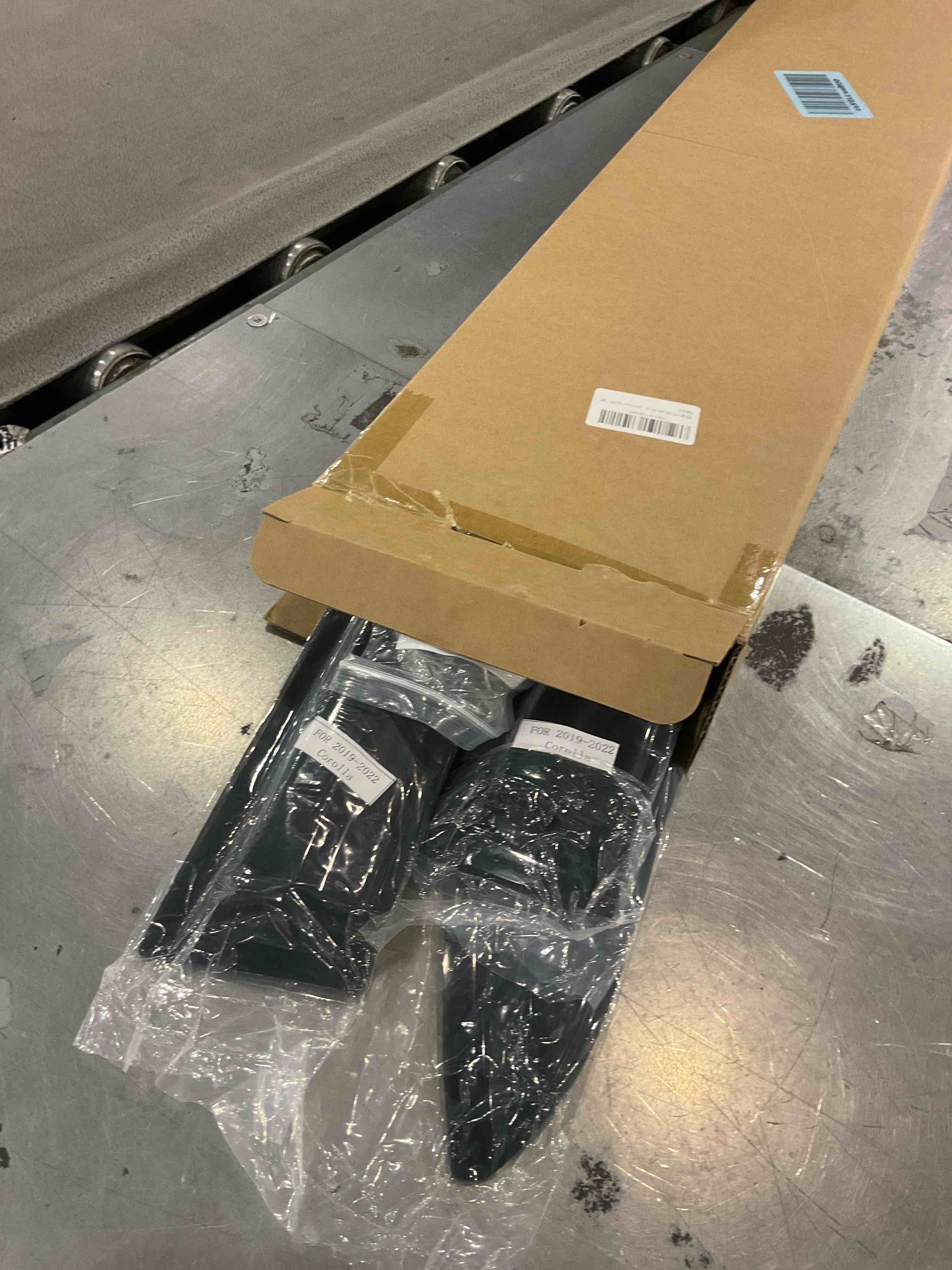 https://s3.amazonaws.com/lotting-images-prod/bidfta/PNK2471926_1750677005052.jpeg