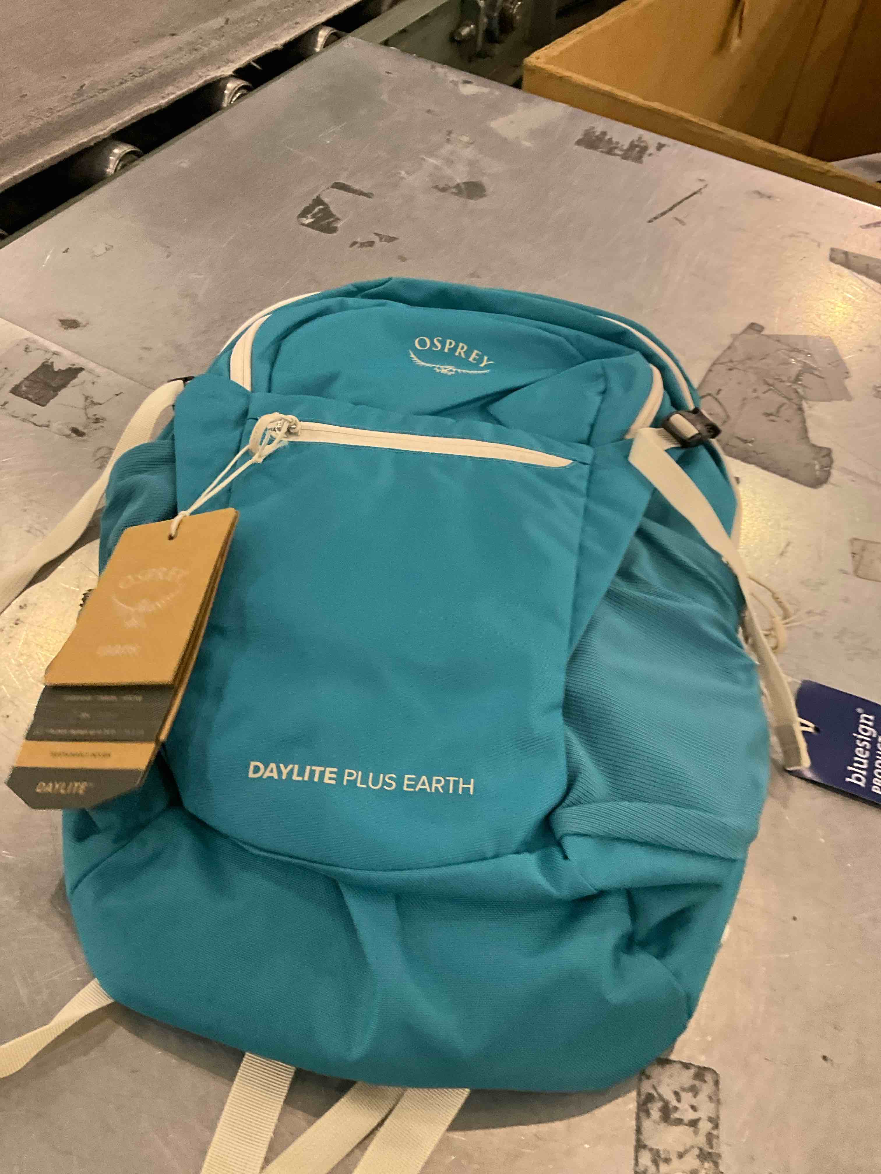 Osprey Daylite Plus Earth Everyday Backpack, Tropical Blue