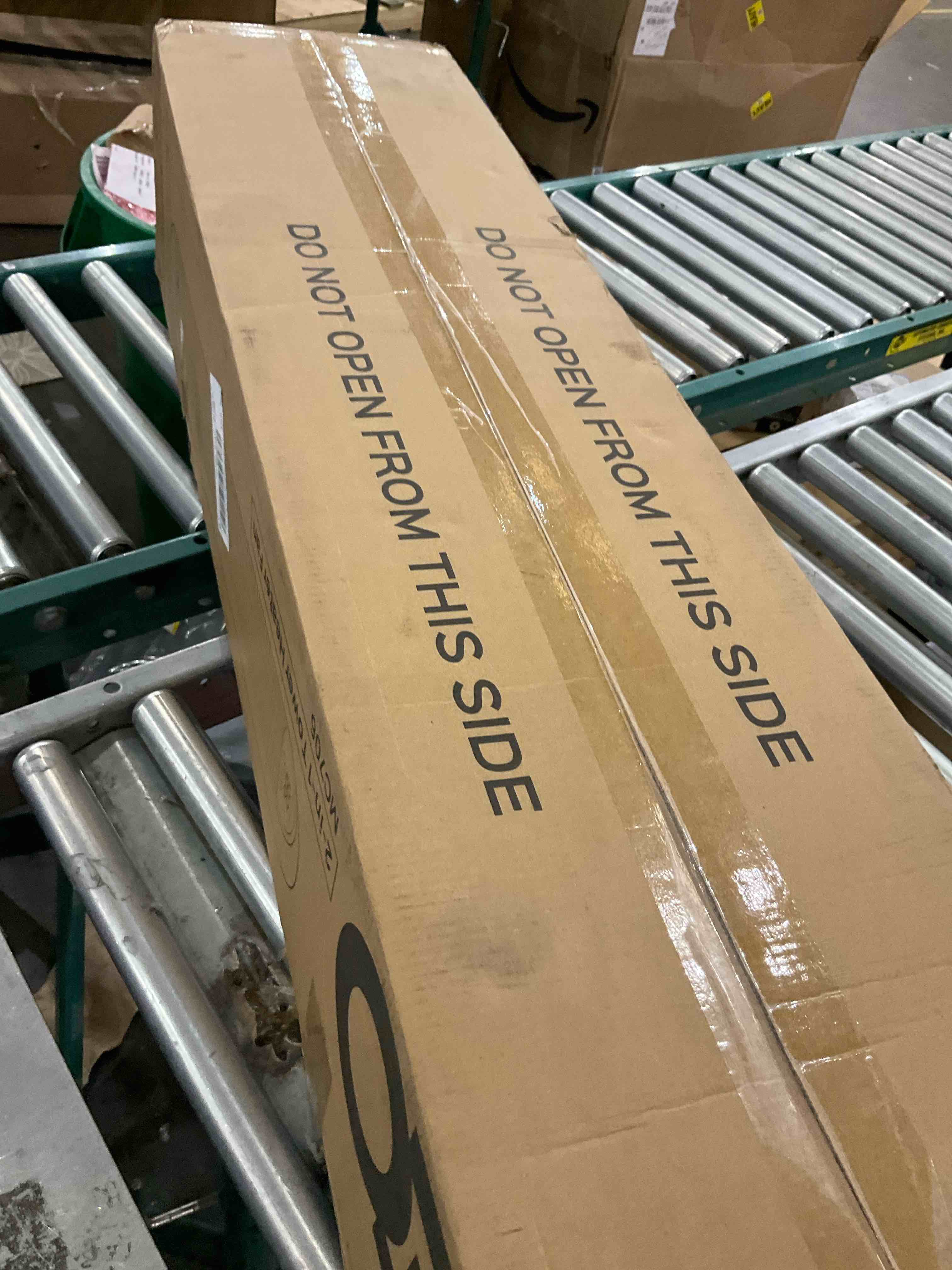 https://s3.amazonaws.com/lotting-images-prod/bidfta/PNK2472141_1750683266933.jpeg