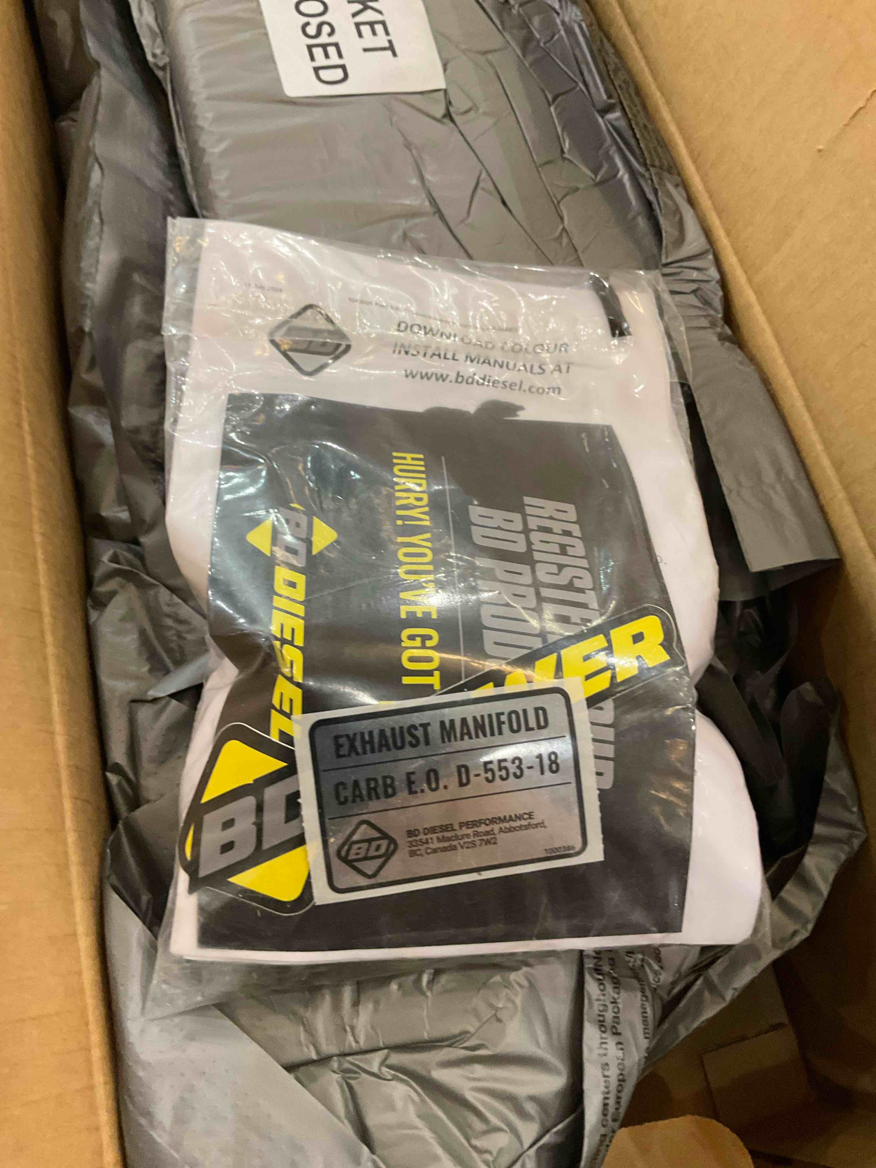 https://s3.amazonaws.com/lotting-images-prod/bidfta/PNK2473775_1751477944360.jpeg