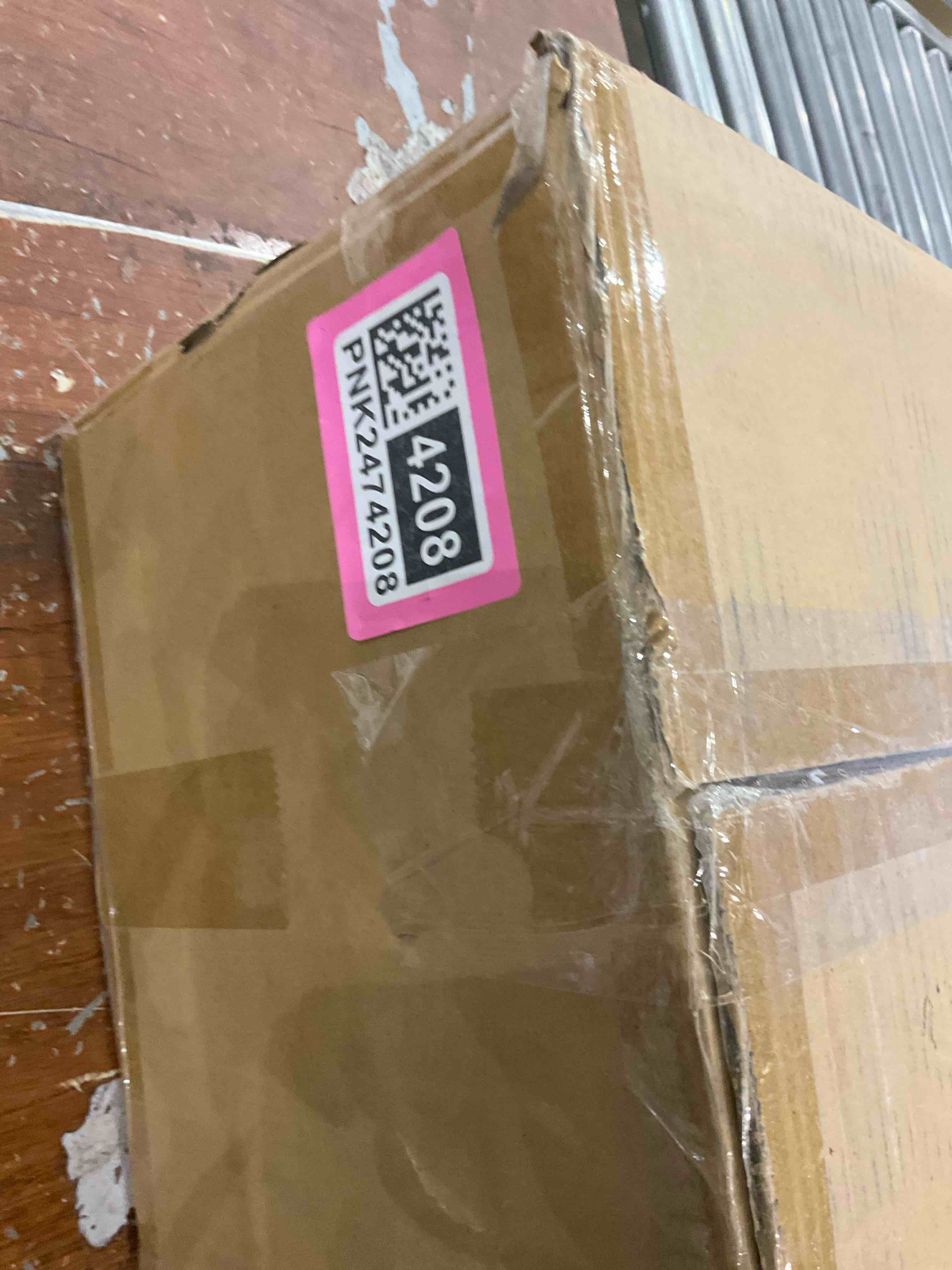 https://s3.amazonaws.com/lotting-images-prod/bidfta/PNK2474208_1751888664806.jpeg