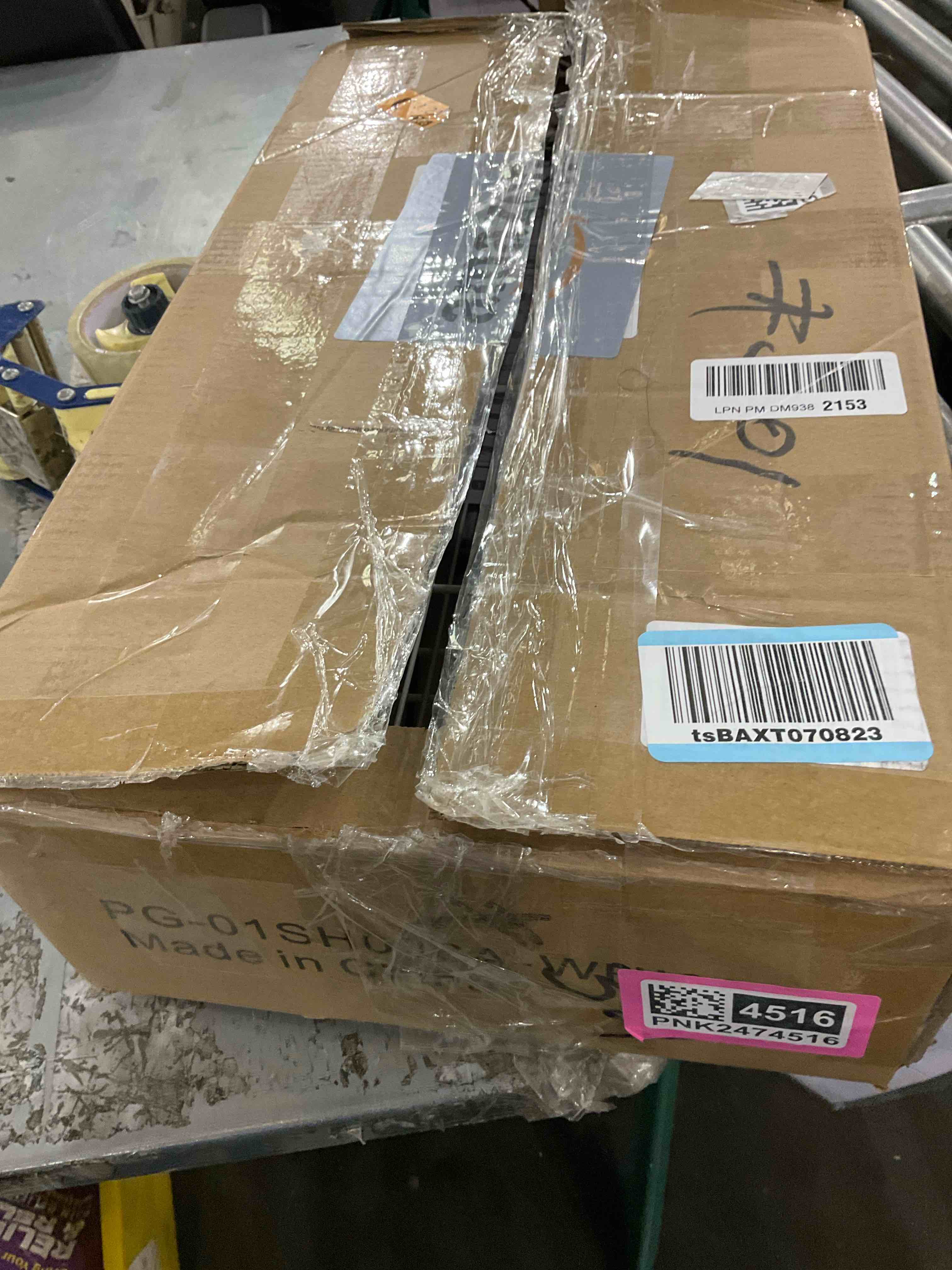 https://s3.amazonaws.com/lotting-images-prod/bidfta/PNK2474516_1751976510579.jpeg