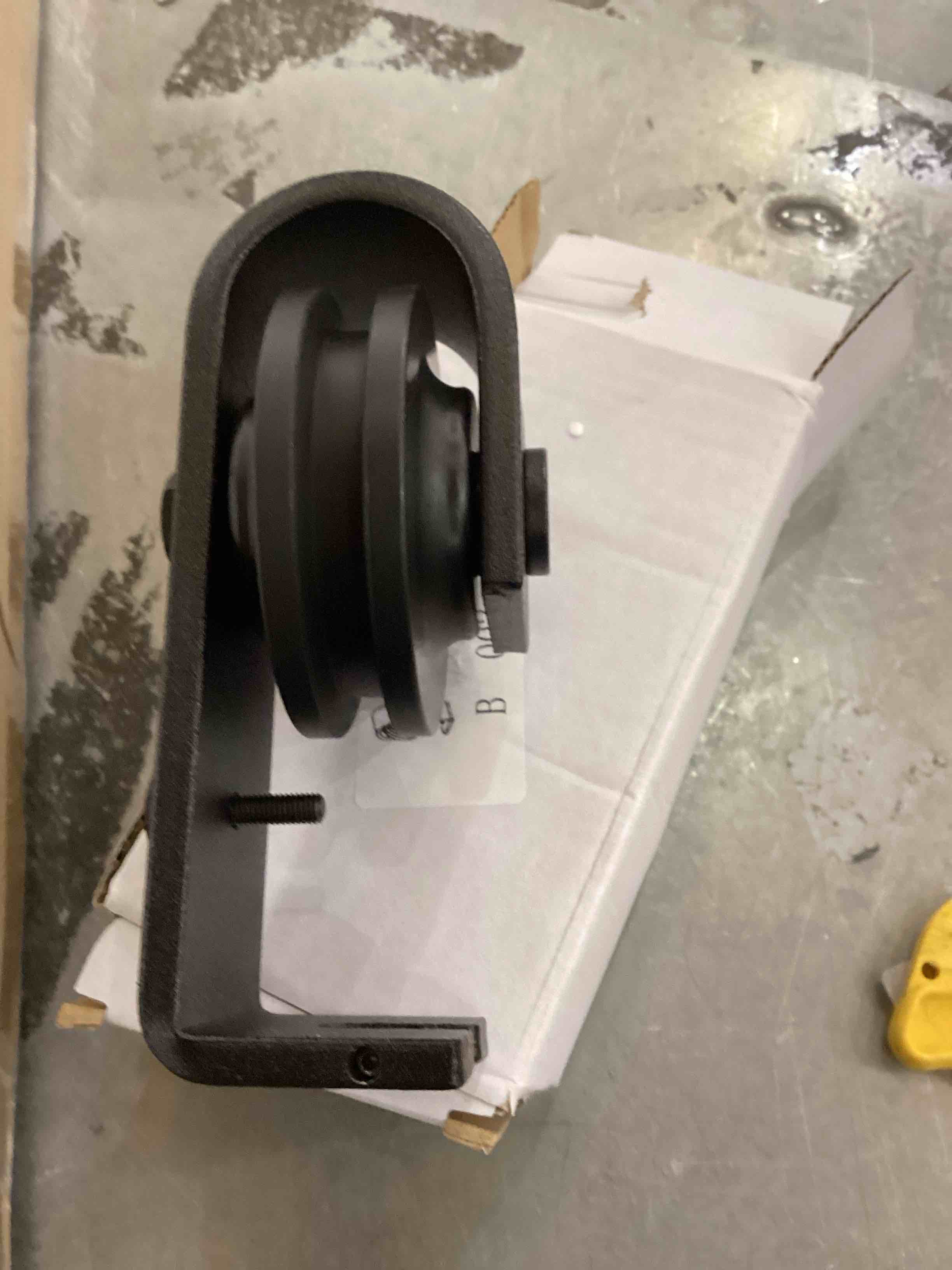 Roymelo Barn Door fixtures 