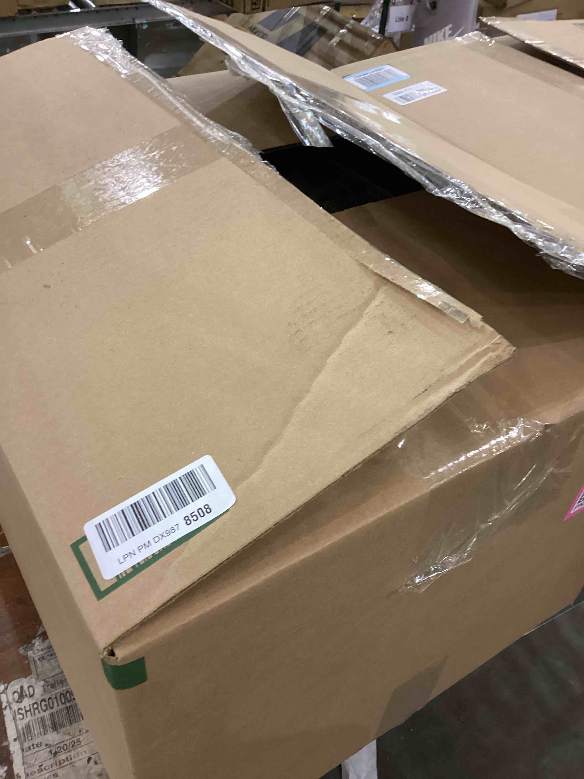 https://s3.amazonaws.com/lotting-images-prod/bidfta/PNK2475159_1752519077180.jpeg