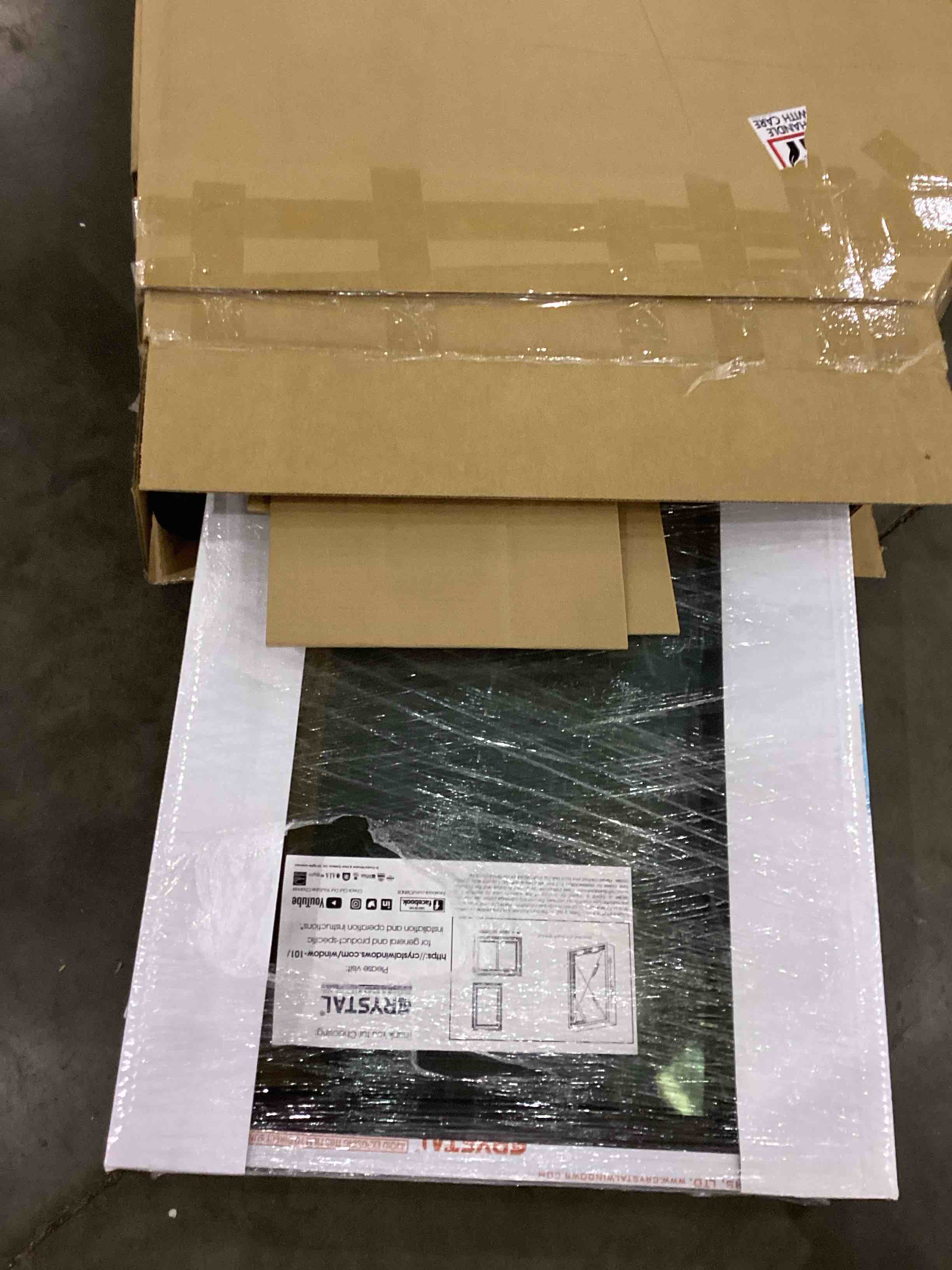https://s3.amazonaws.com/lotting-images-prod/bidfta/PNK2475212_1752581153828.jpeg