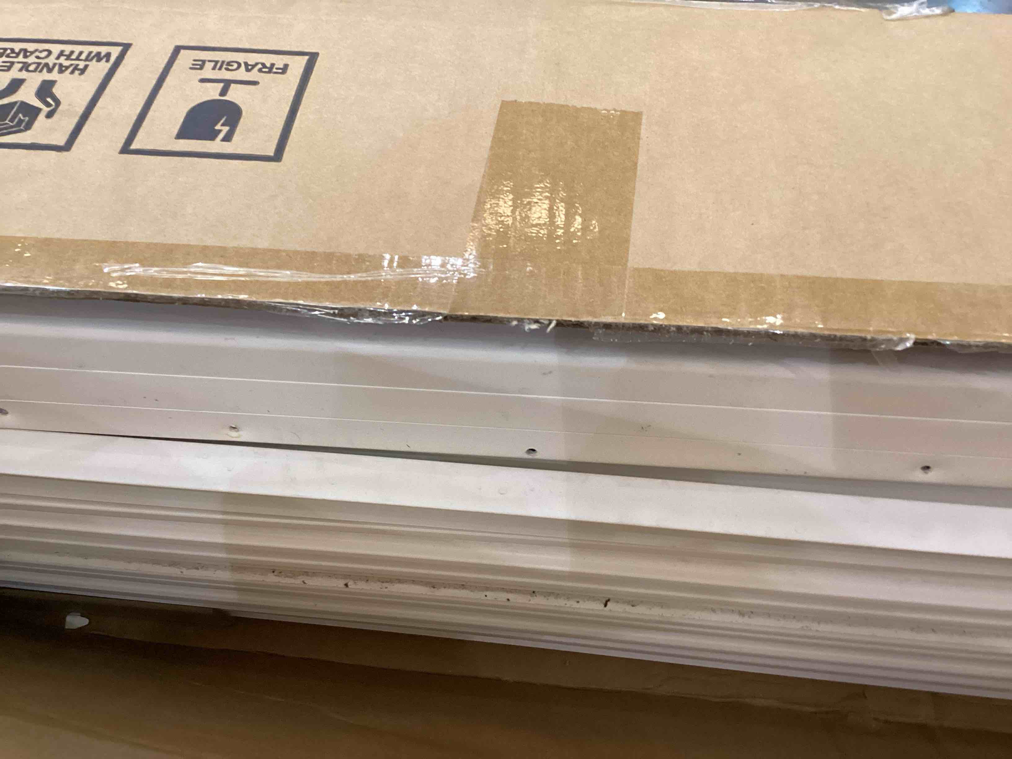https://s3.amazonaws.com/lotting-images-prod/bidfta/PNK2475557_1752603662547.jpeg