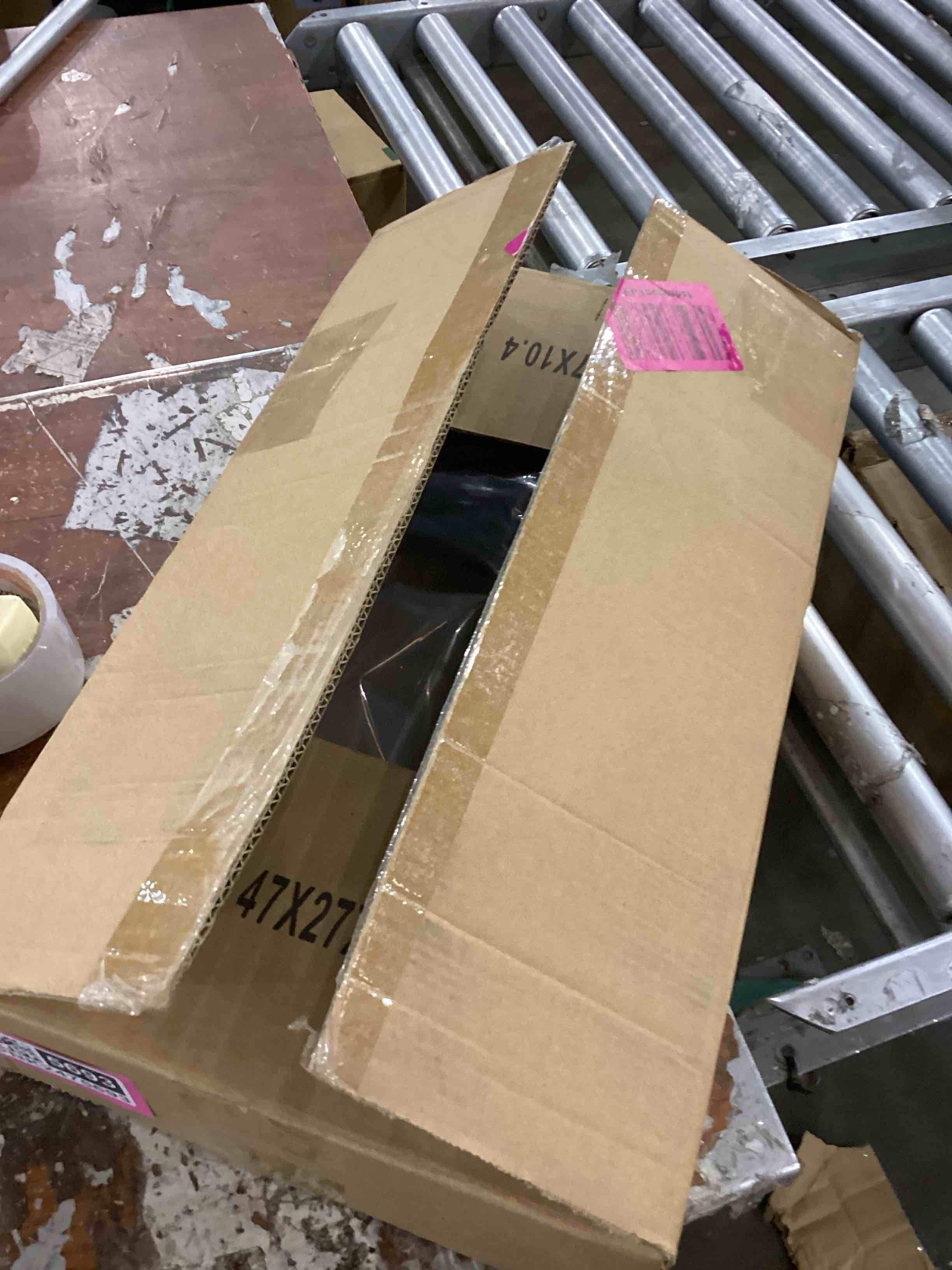 https://s3.amazonaws.com/lotting-images-prod/bidfta/PNK2475693_1752670341941.jpeg