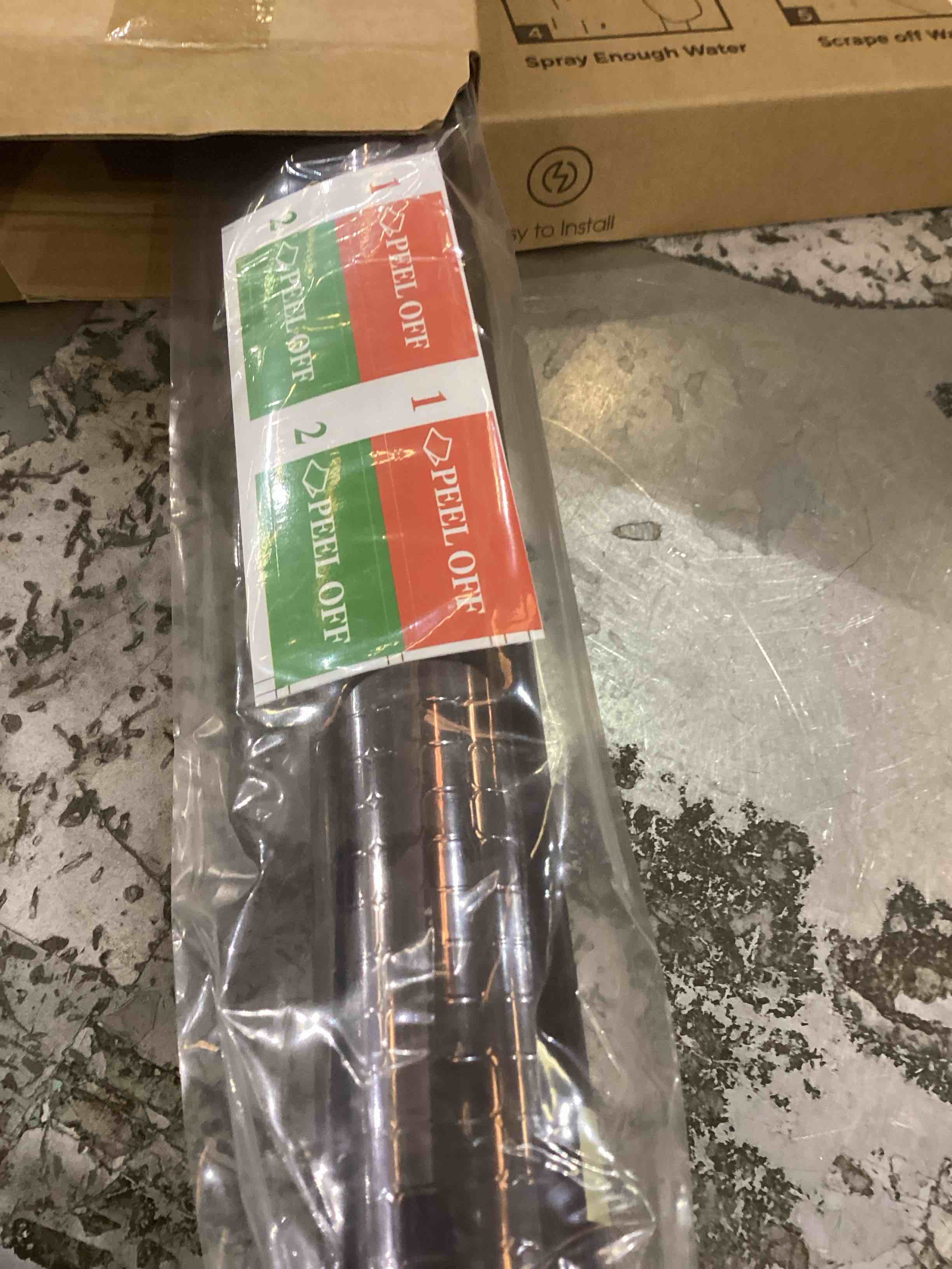 https://s3.amazonaws.com/lotting-images-prod/bidfta/PNK2475837_1752676755631.jpeg