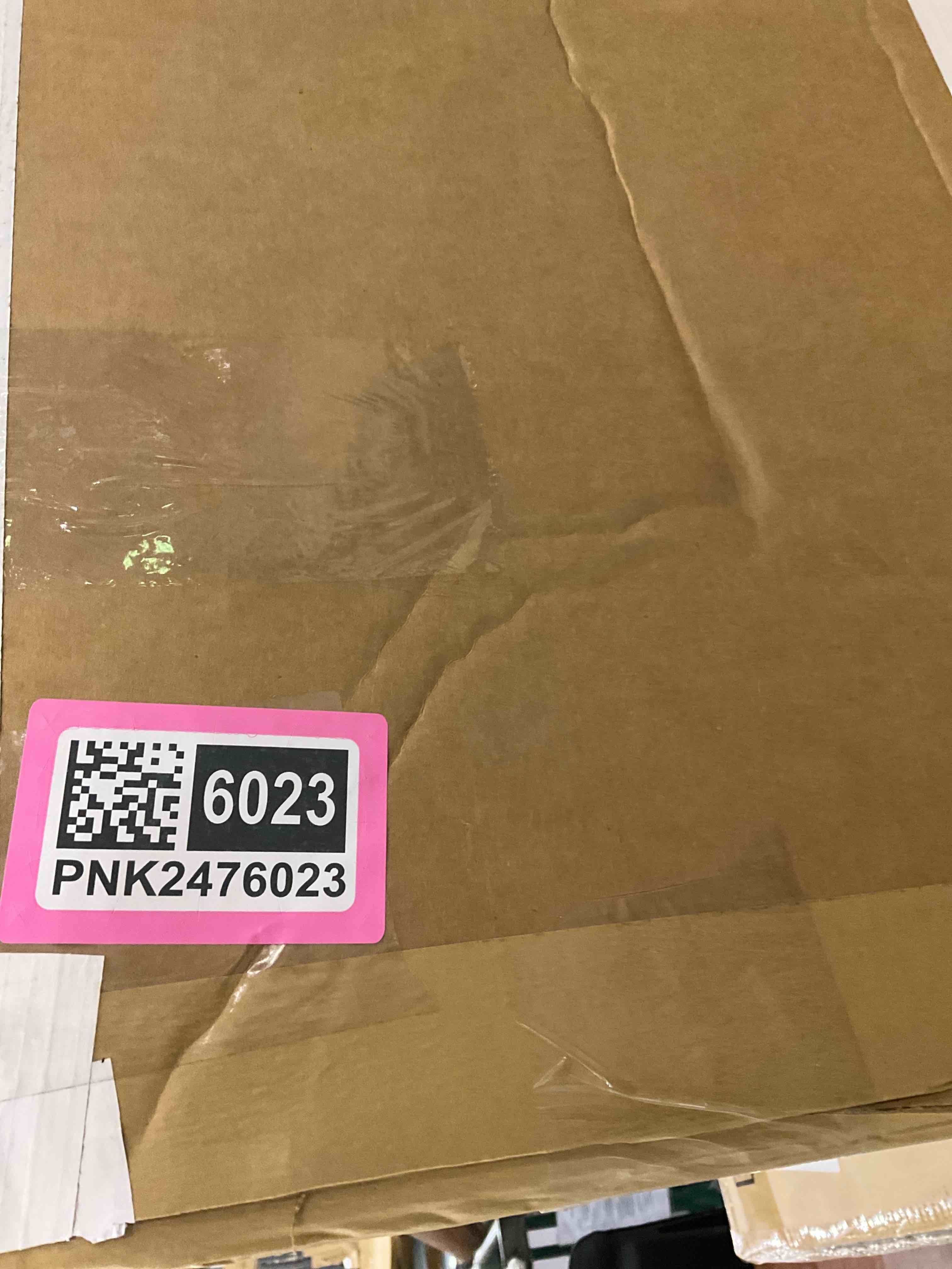 https://s3.amazonaws.com/lotting-images-prod/bidfta/PNK2476023_1751024591704.jpeg