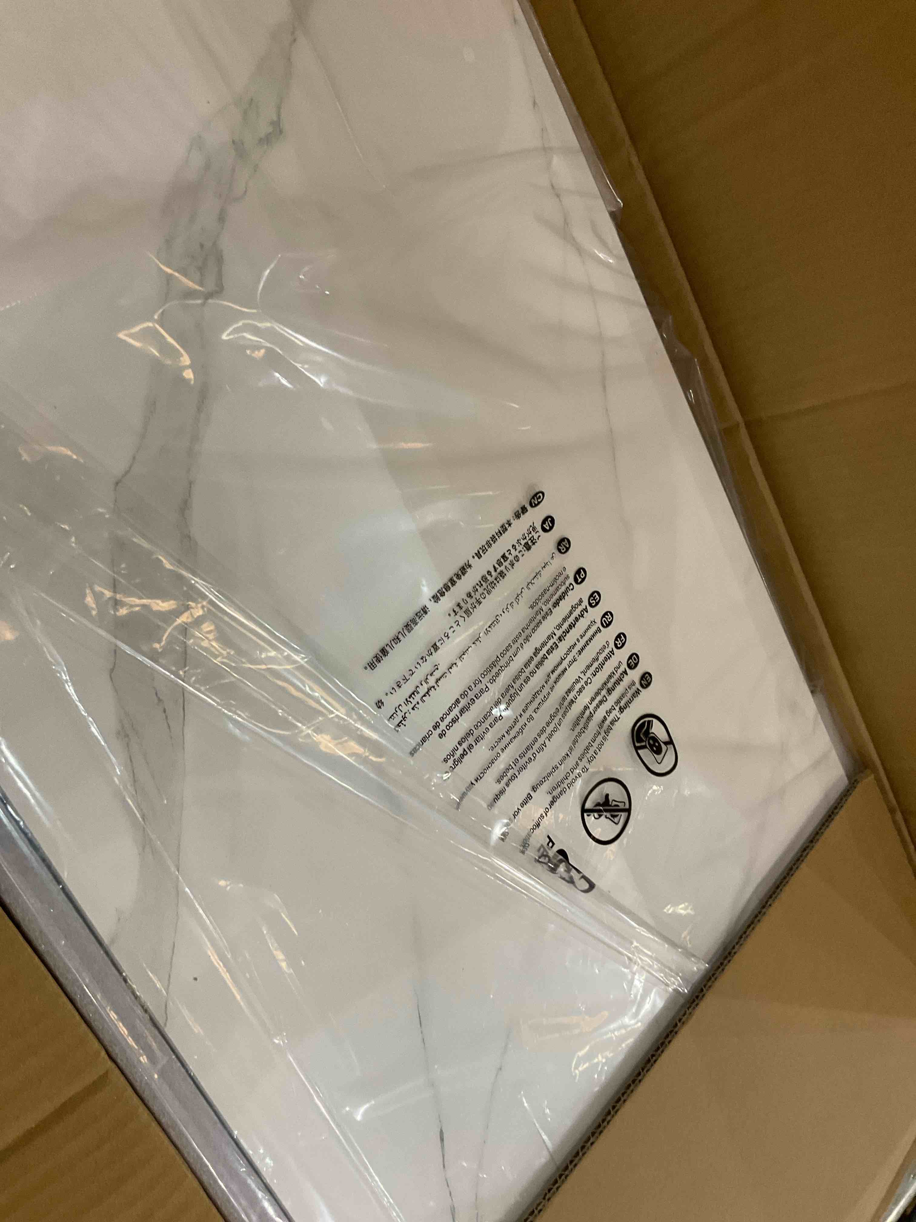 https://s3.amazonaws.com/lotting-images-prod/bidfta/PNK2476216_1751033641601.jpeg