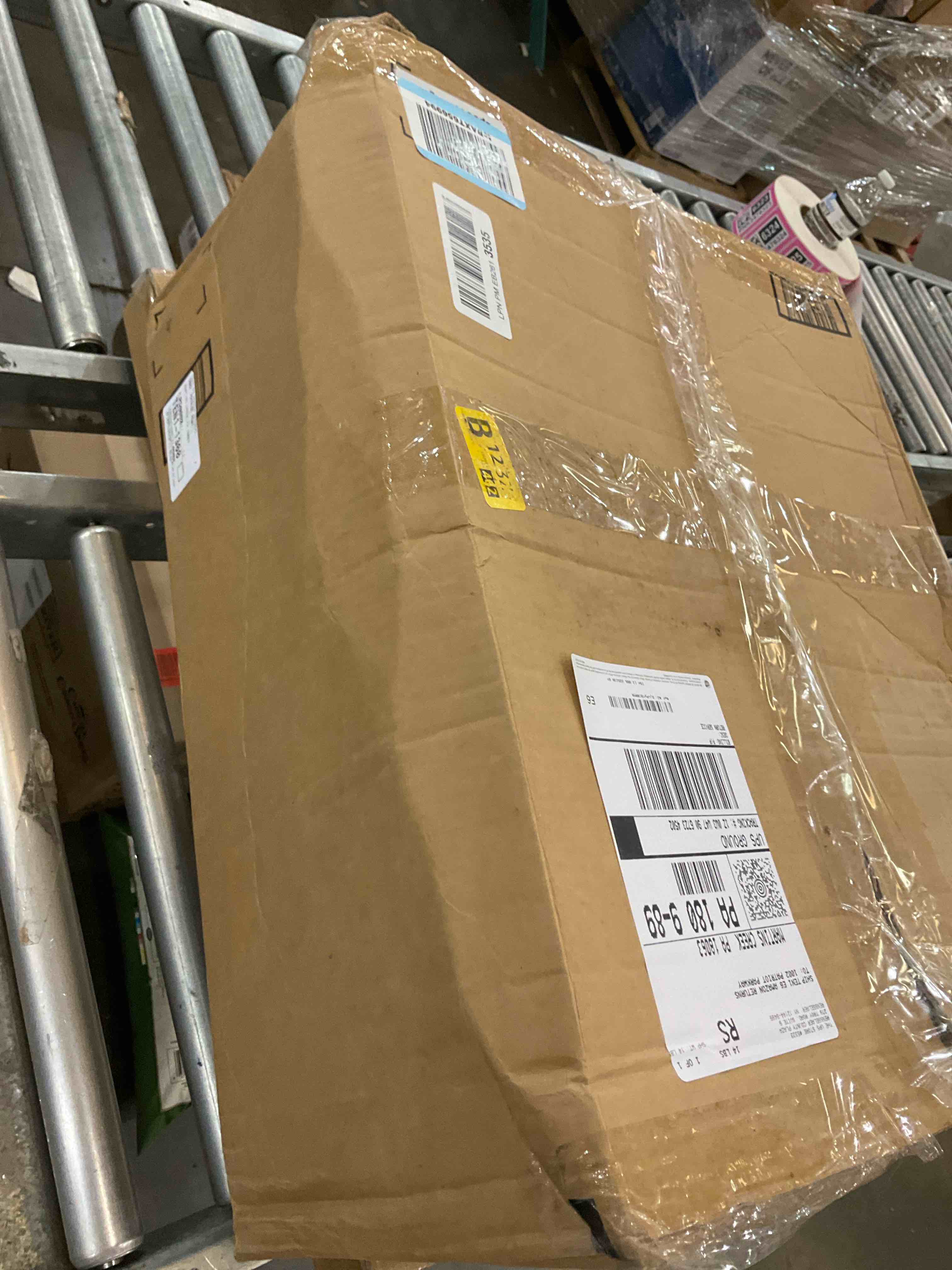 https://s3.amazonaws.com/lotting-images-prod/bidfta/PNK2476295_1751037992316.jpeg