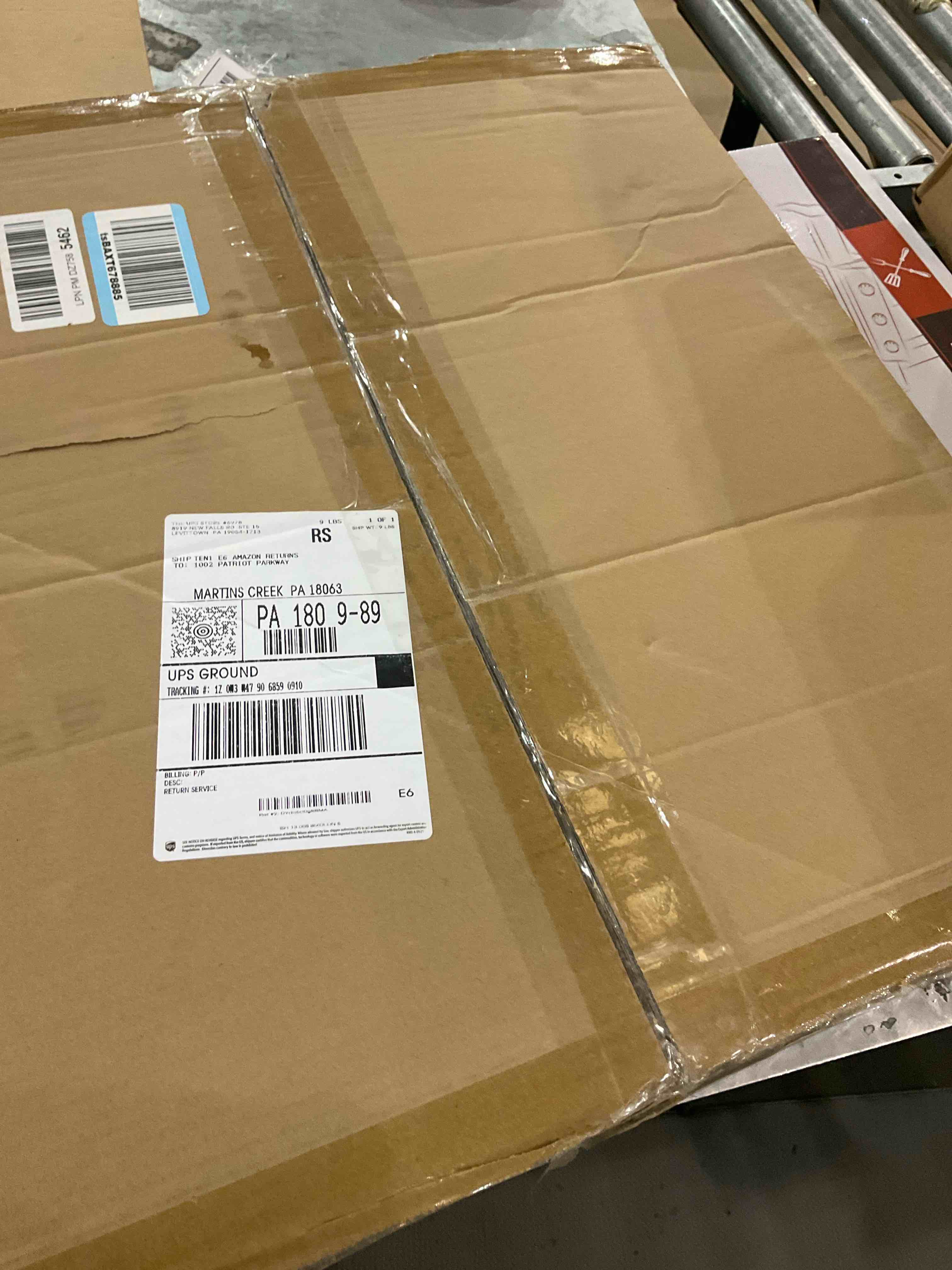 https://s3.amazonaws.com/lotting-images-prod/bidfta/PNK2476372_1751045843772.jpeg