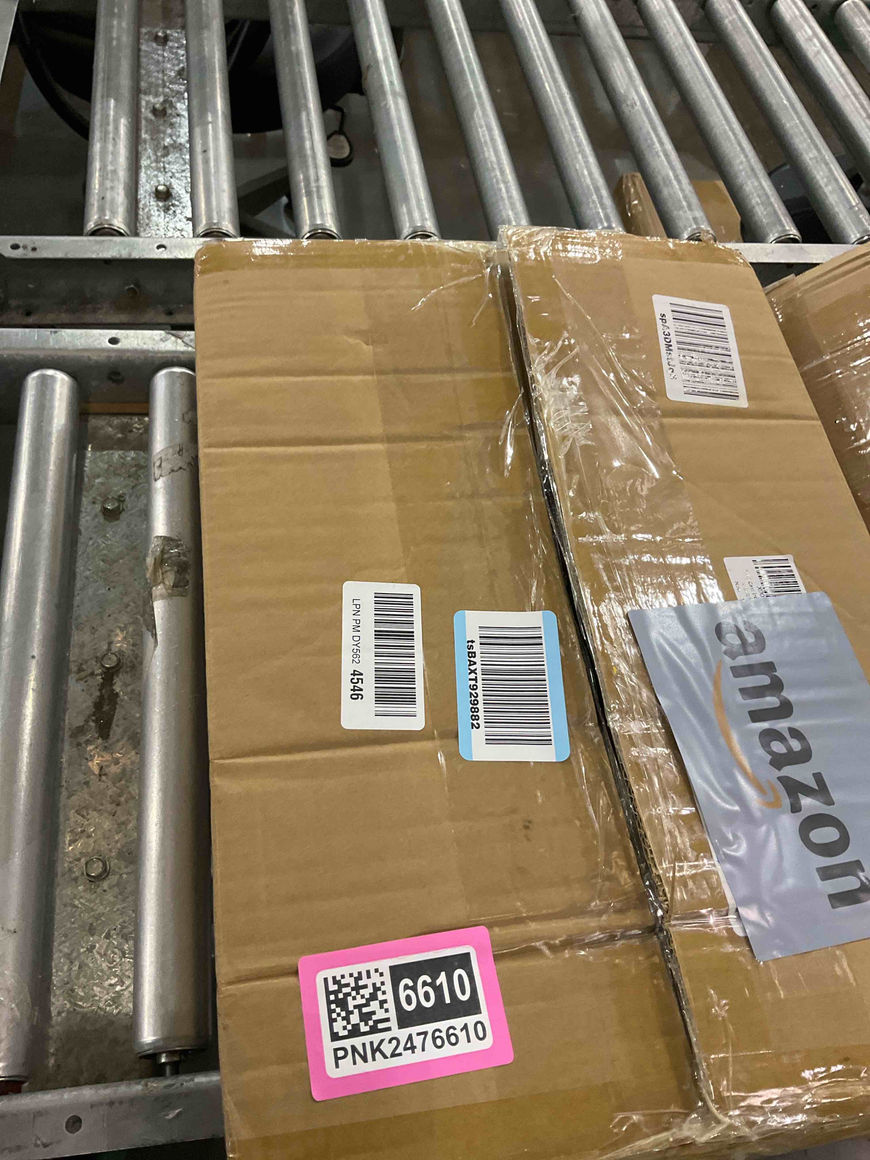 https://s3.amazonaws.com/lotting-images-prod/bidfta/PNK2476610_1751284964651.jpeg