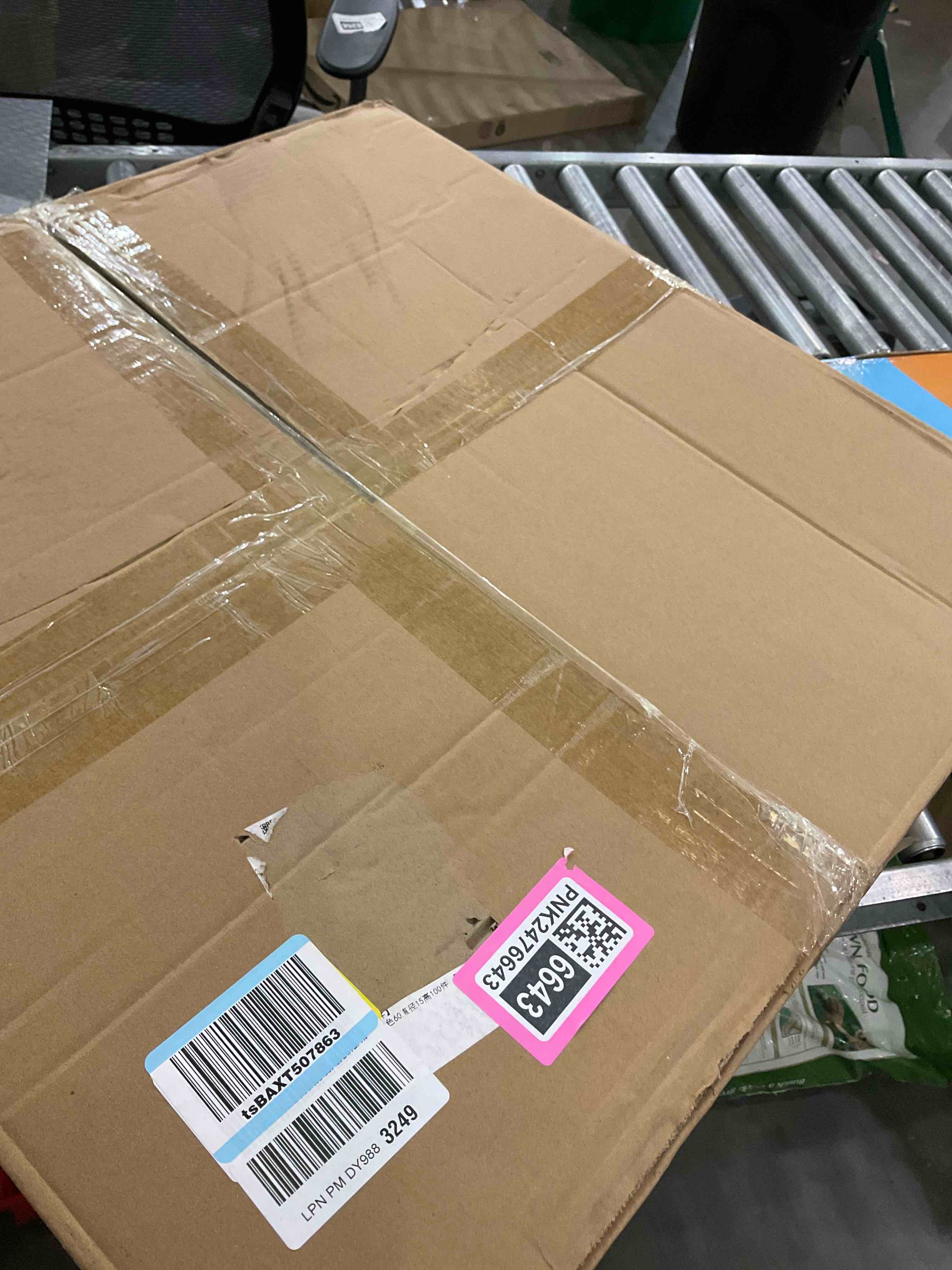 https://s3.amazonaws.com/lotting-images-prod/bidfta/PNK2476643_1751288274340.jpeg