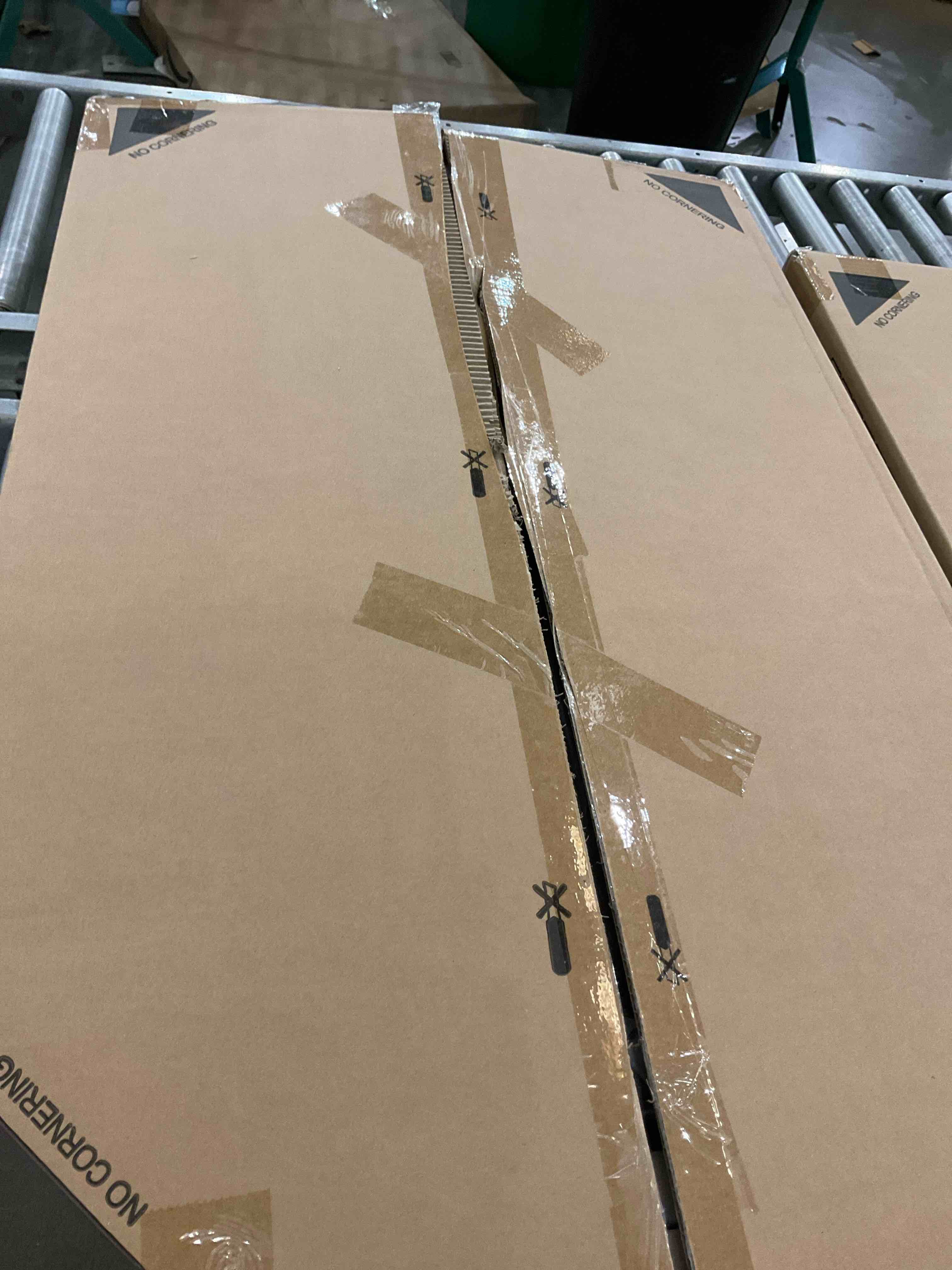 https://s3.amazonaws.com/lotting-images-prod/bidfta/PNK2476728_1751291379713.jpeg