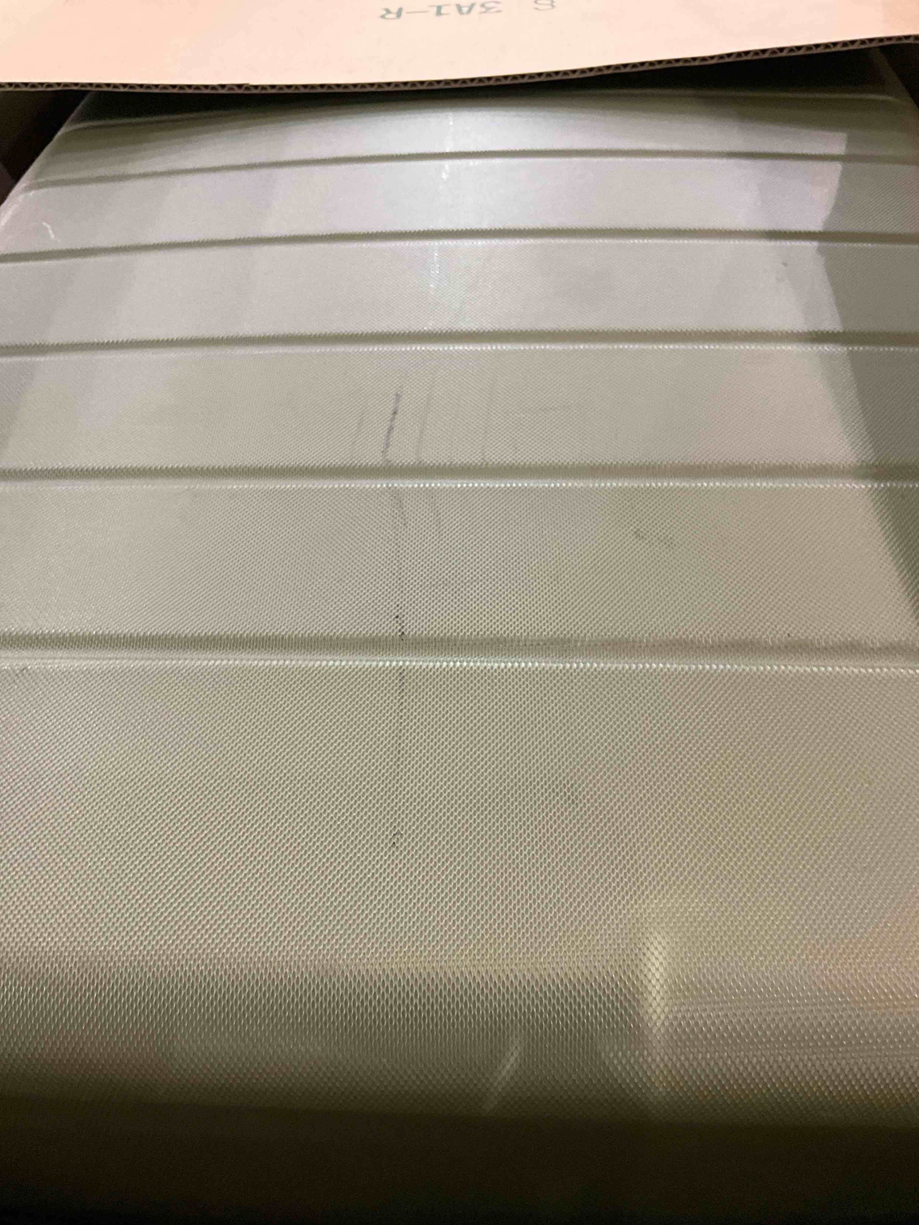 https://s3.amazonaws.com/lotting-images-prod/bidfta/PNK2477880_1751370991157.jpeg