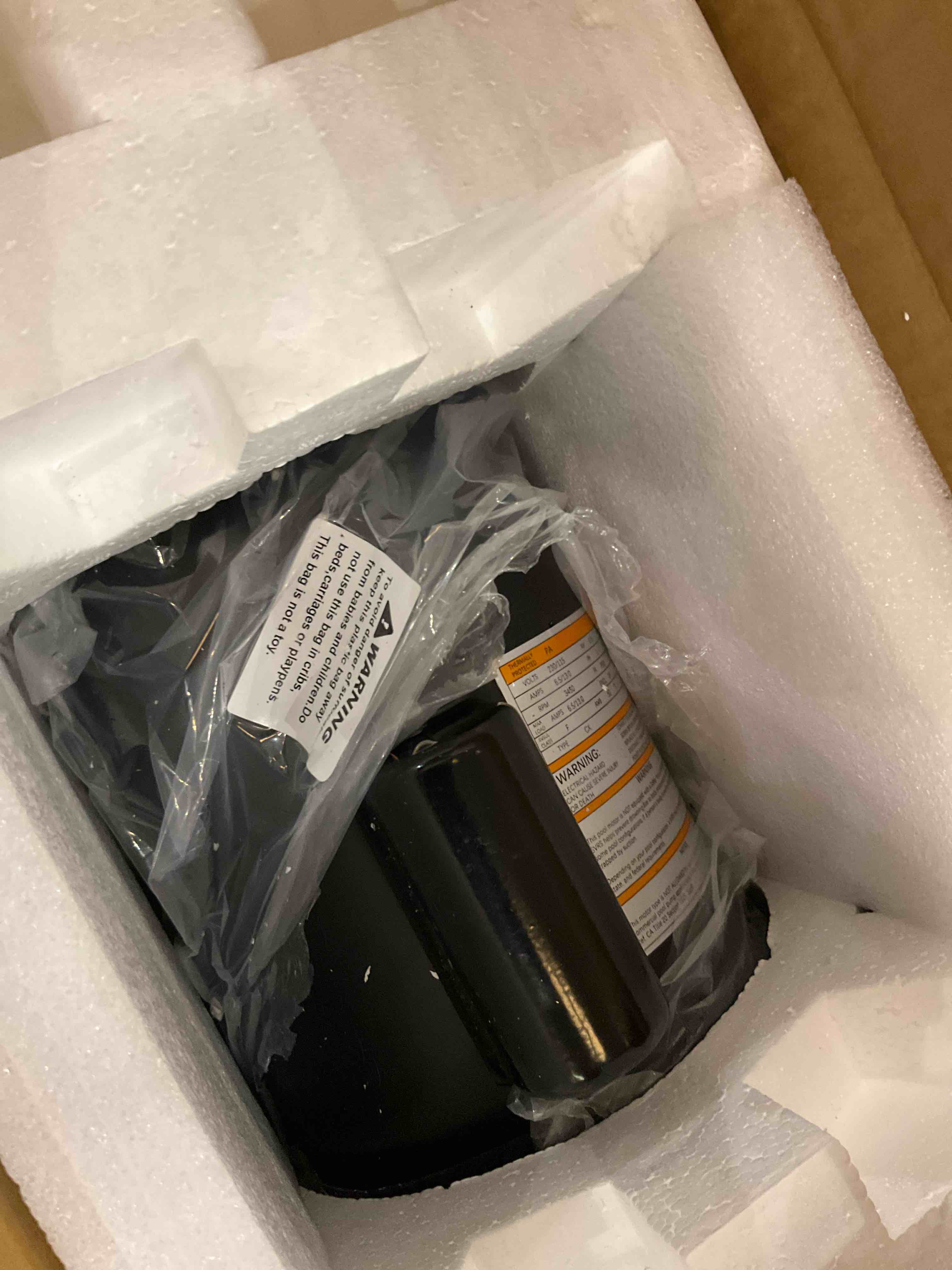 https://s3.amazonaws.com/lotting-images-prod/bidfta/PNK2478003_1751376143289.jpeg