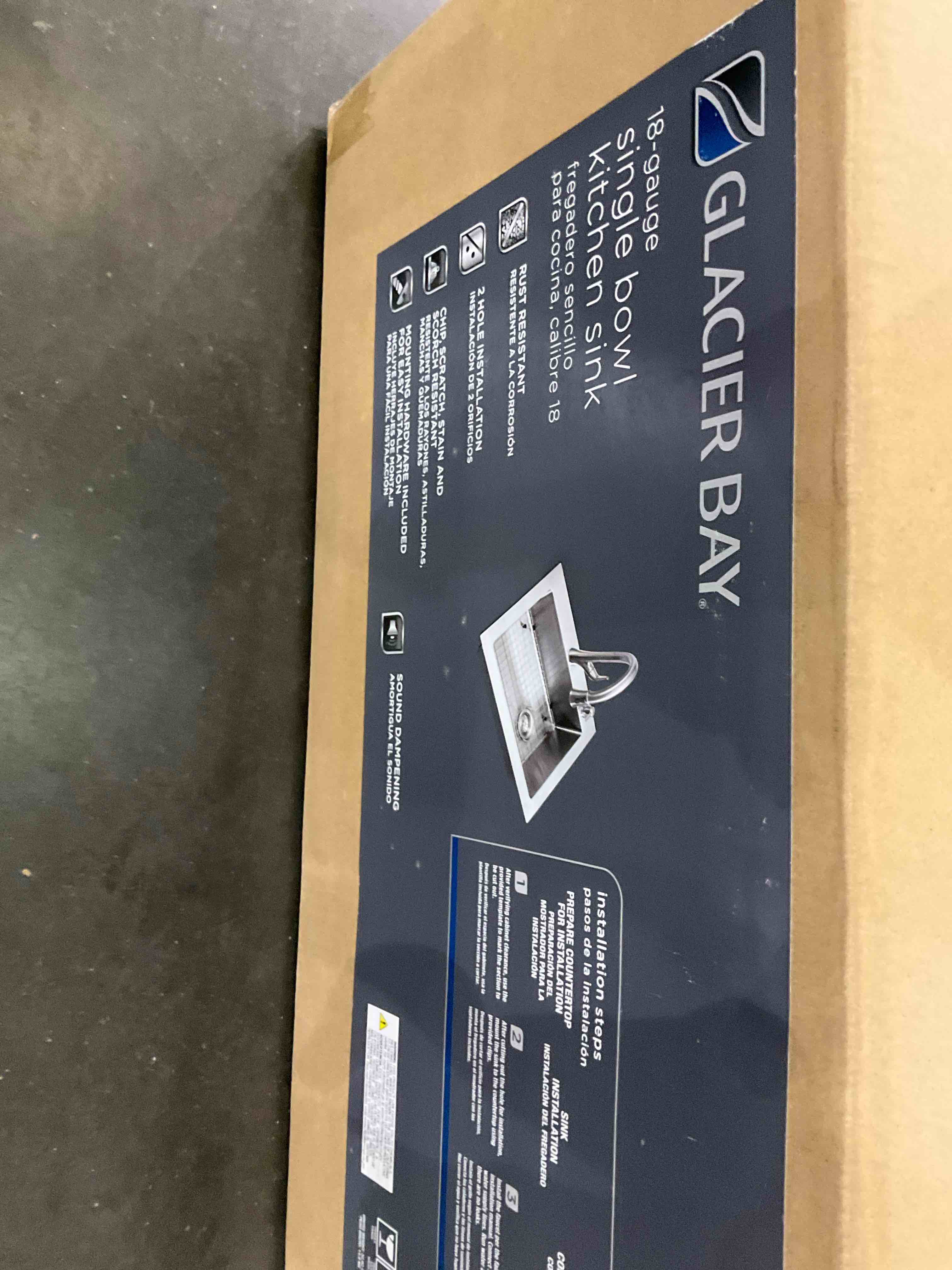 https://s3.amazonaws.com/lotting-images-prod/bidfta/PNK2478192_1751374347324.jpeg