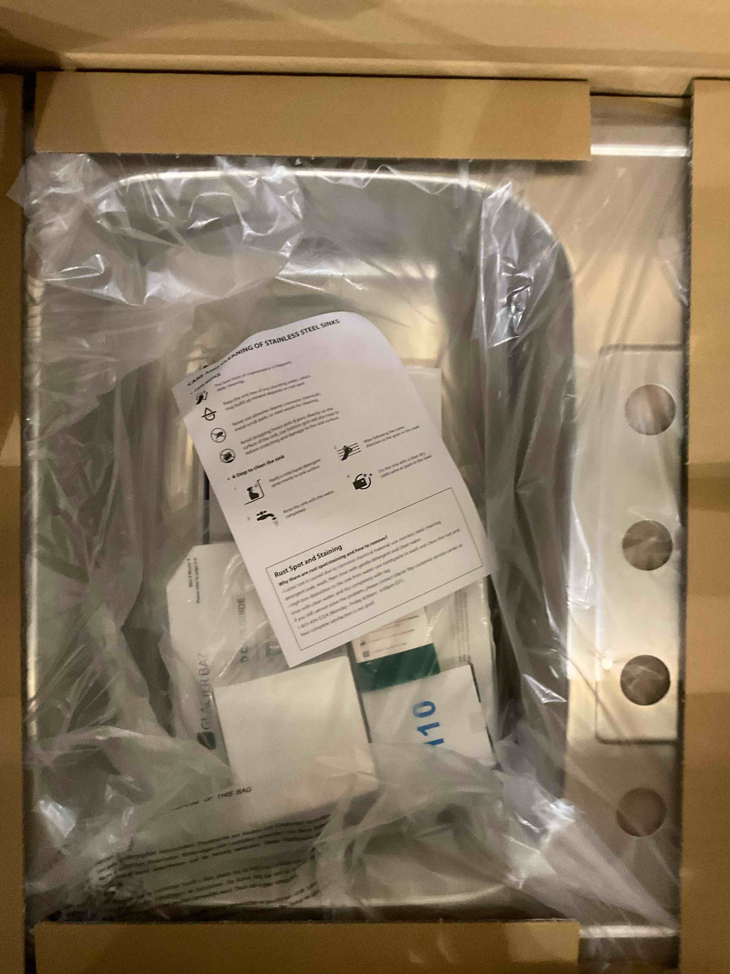 https://s3.amazonaws.com/lotting-images-prod/bidfta/PNK2478380_1751380199601.jpeg