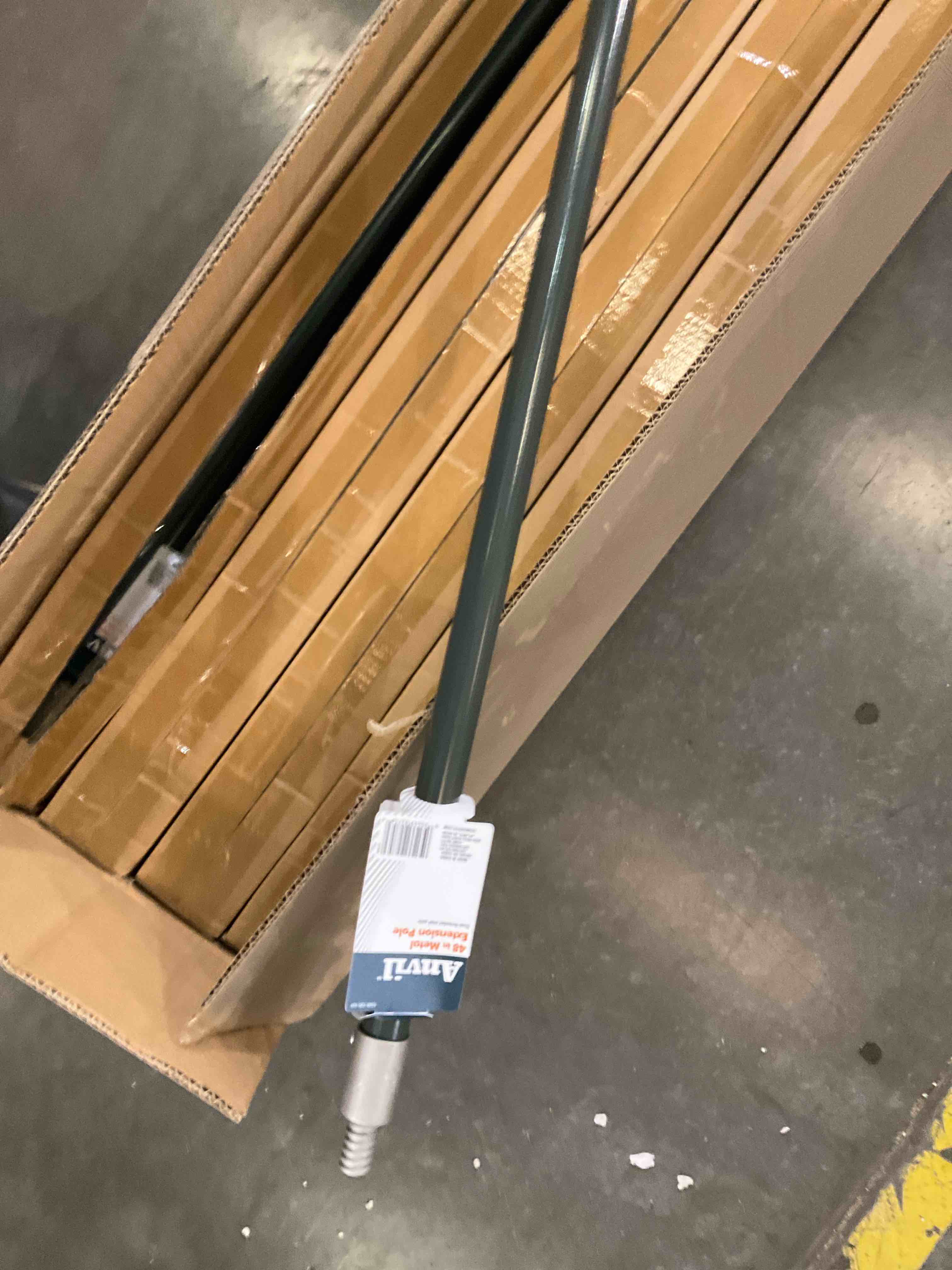 https://s3.amazonaws.com/lotting-images-prod/bidfta/PNK2478413_1751381147016.jpeg
