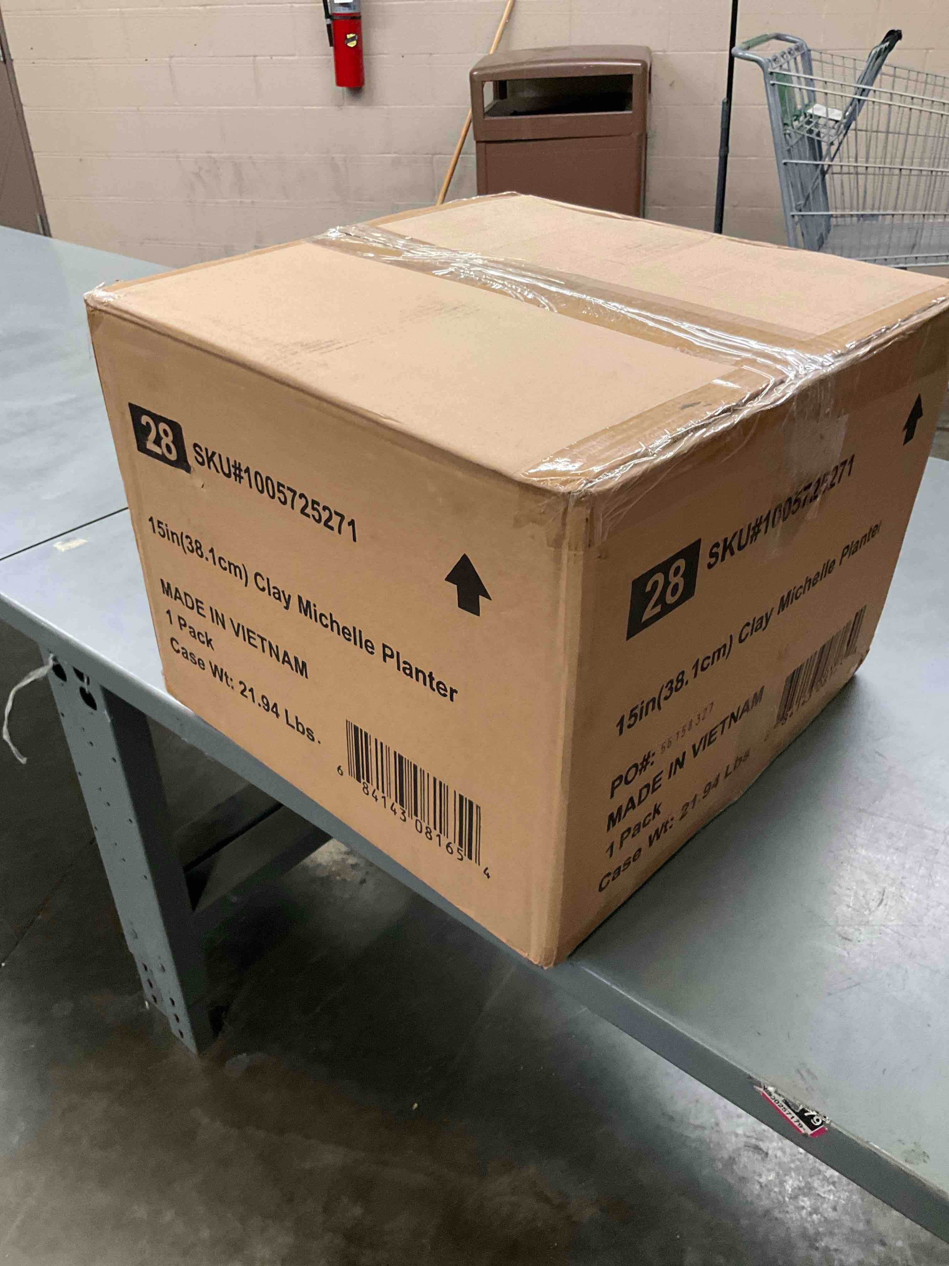 15 inch michelle clay planter
