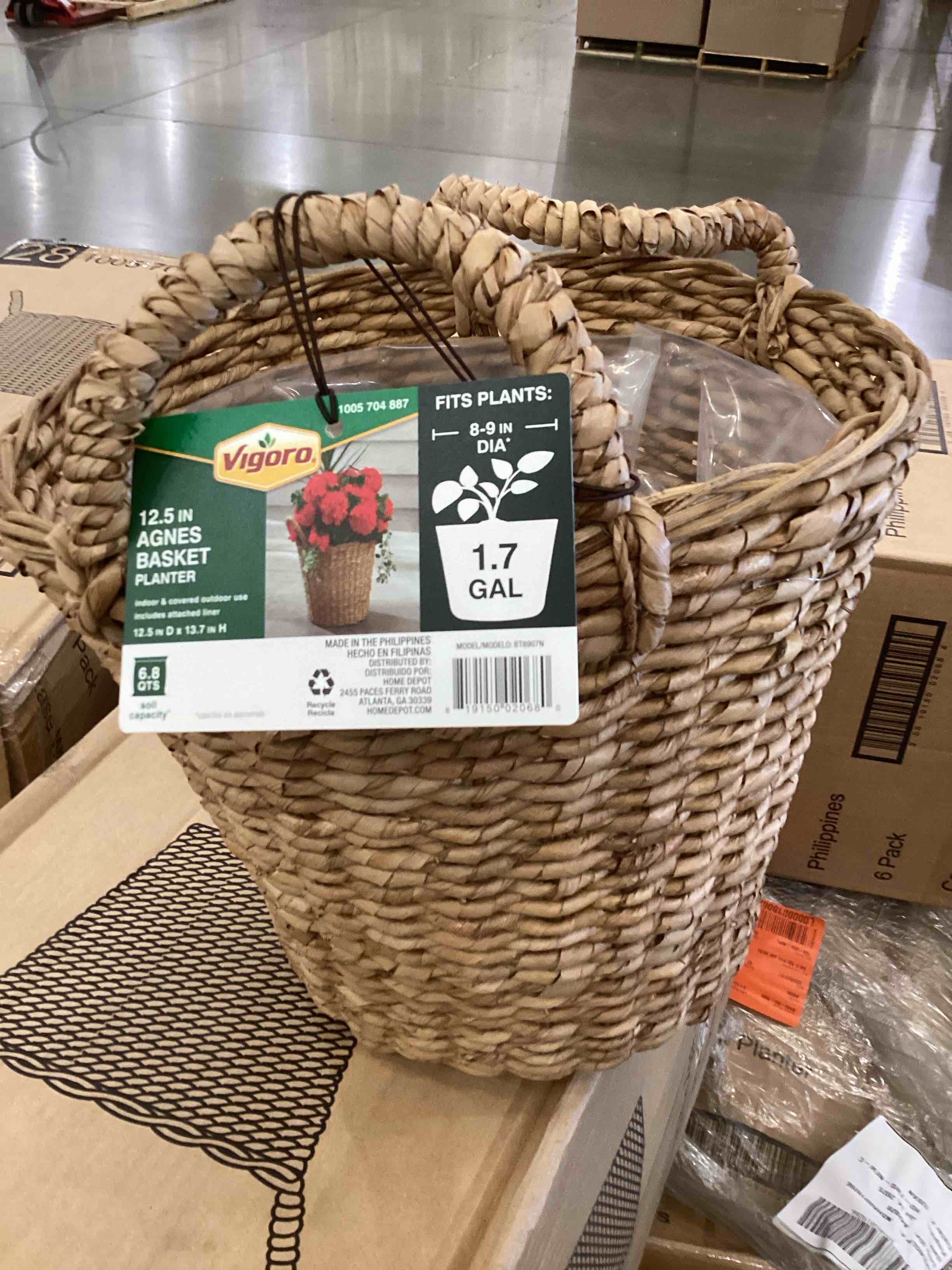 https://s3.amazonaws.com/lotting-images-prod/bidfta/PNK2480826_1752601673574.jpeg