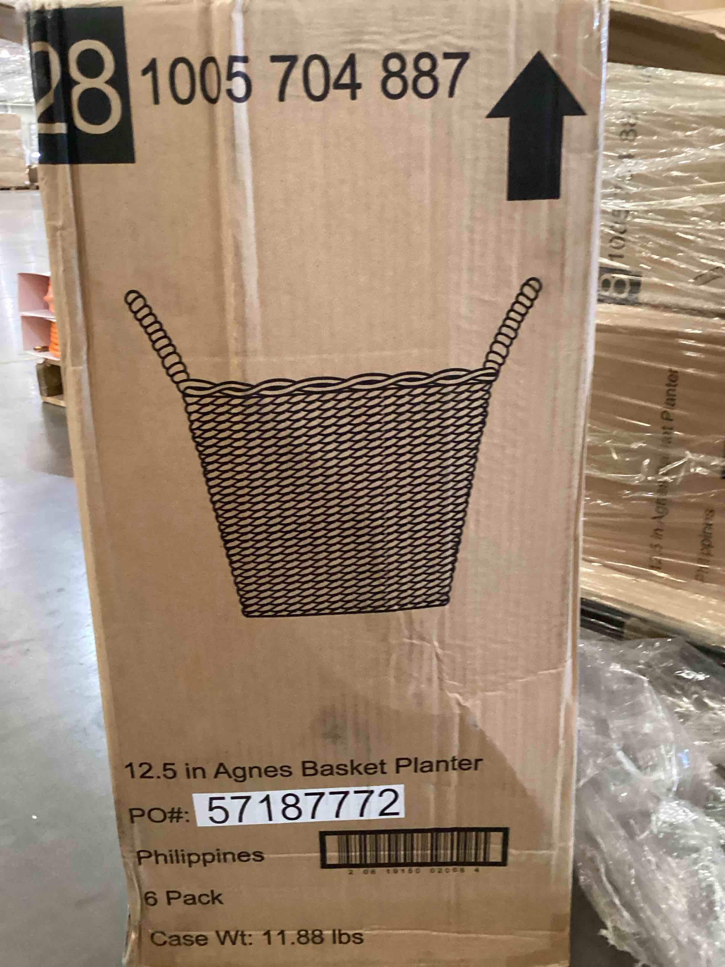 https://s3.amazonaws.com/lotting-images-prod/bidfta/PNK2480827_1752601685183.jpeg