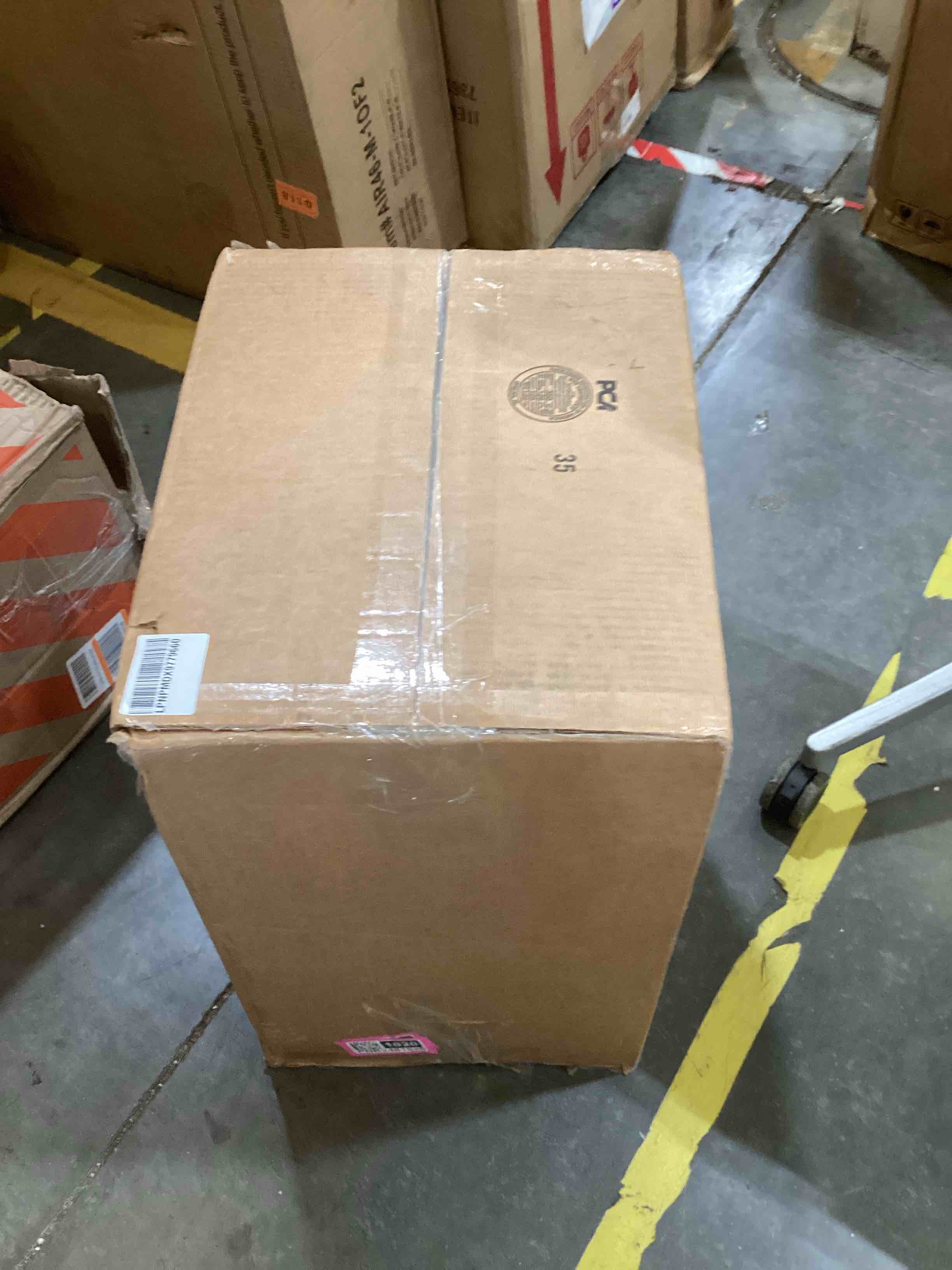 https://s3.amazonaws.com/lotting-images-prod/bidfta/PNK2481020_1753798684035.jpeg