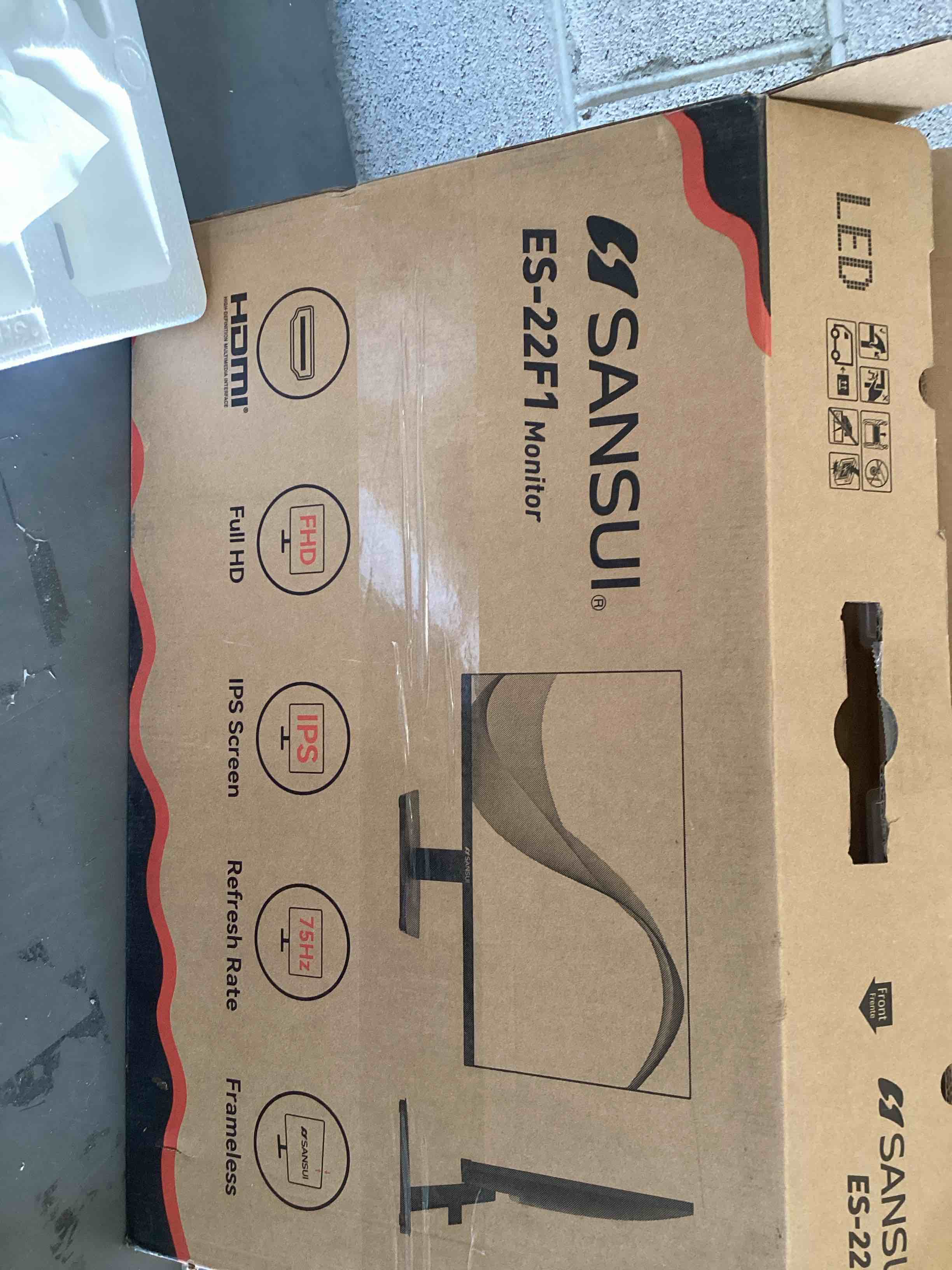 https://s3.amazonaws.com/lotting-images-prod/bidfta/PNK2481314_1757433215649.jpeg