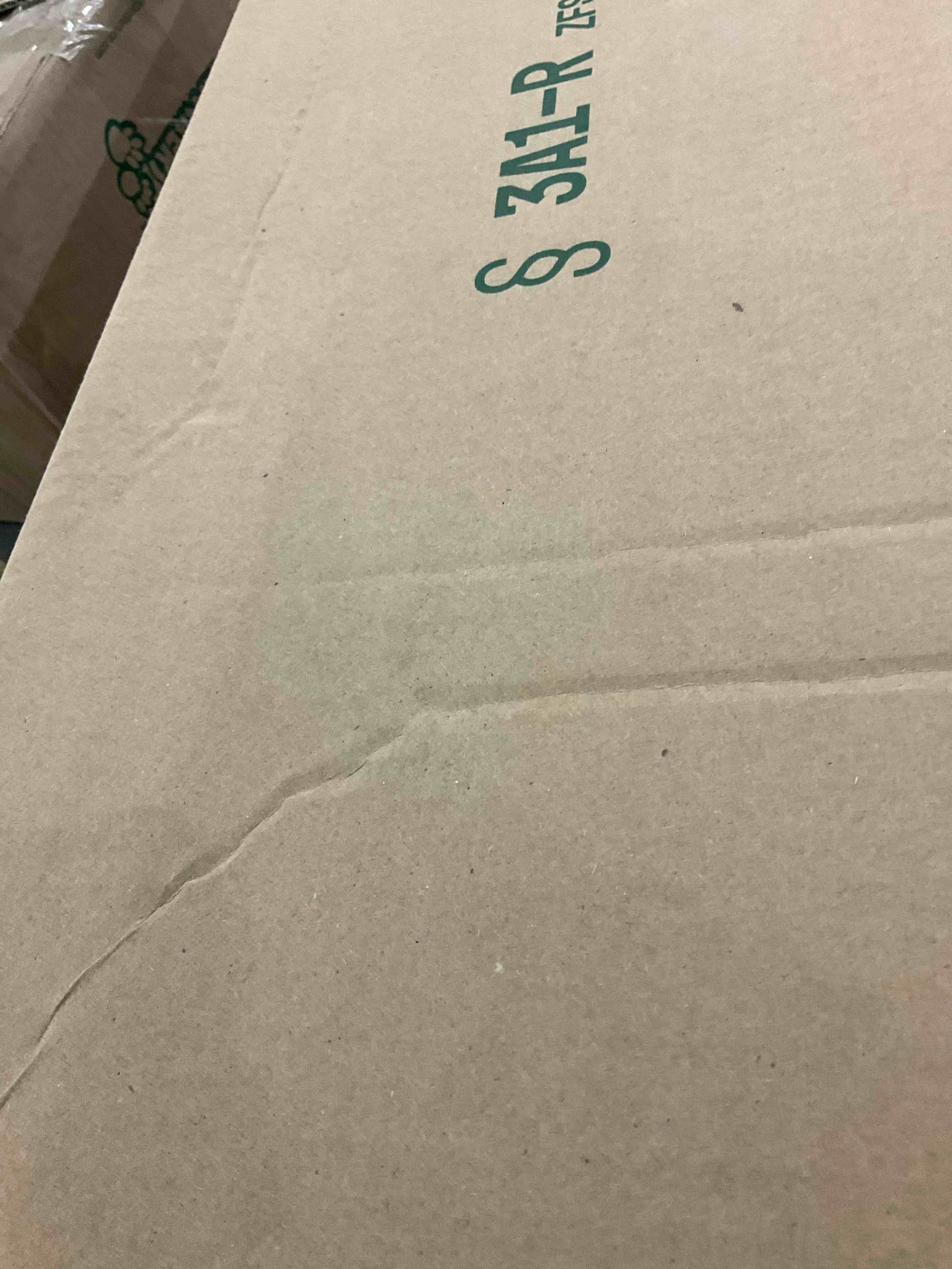 https://s3.amazonaws.com/lotting-images-prod/bidfta/PNK2482442_1751544174994.jpeg