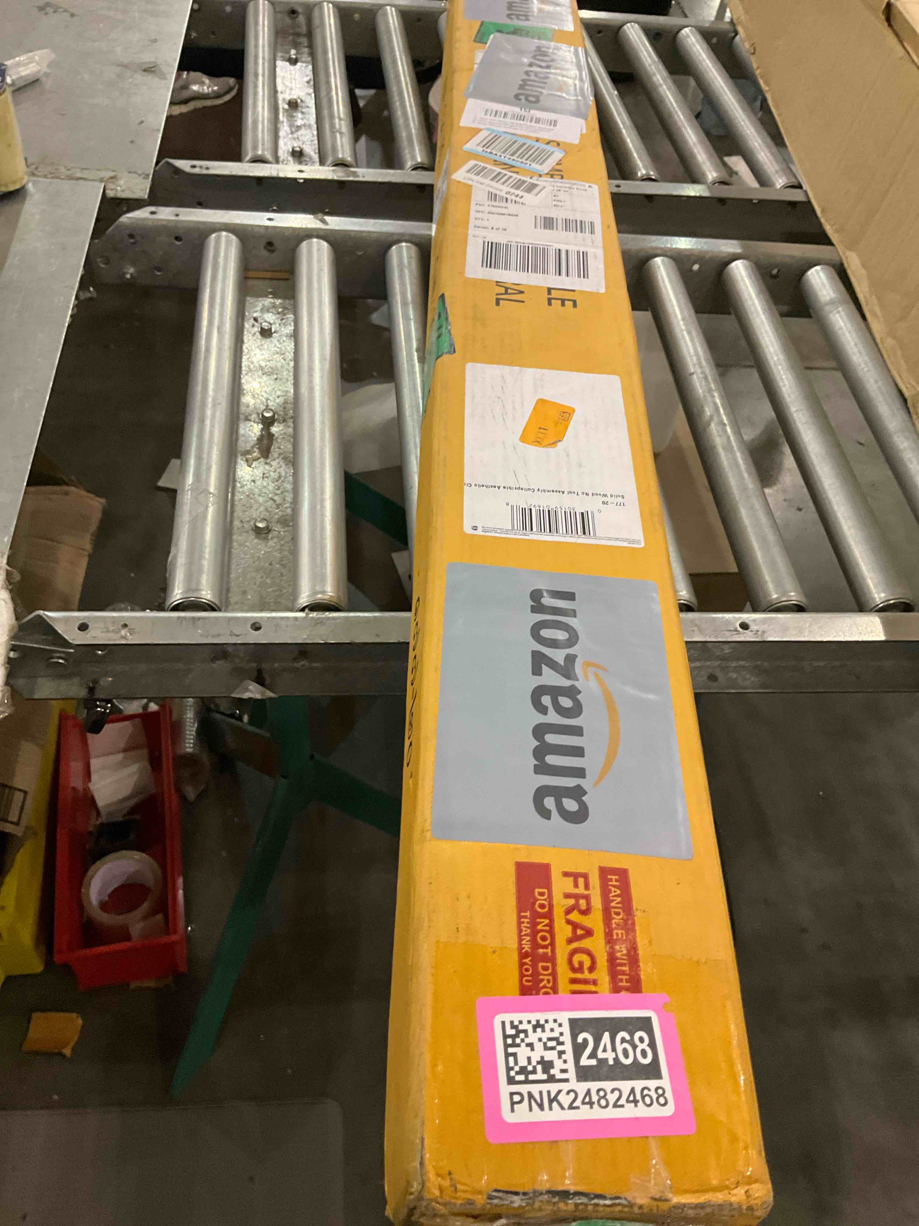 https://s3.amazonaws.com/lotting-images-prod/bidfta/PNK2482468_1751545398887.jpeg