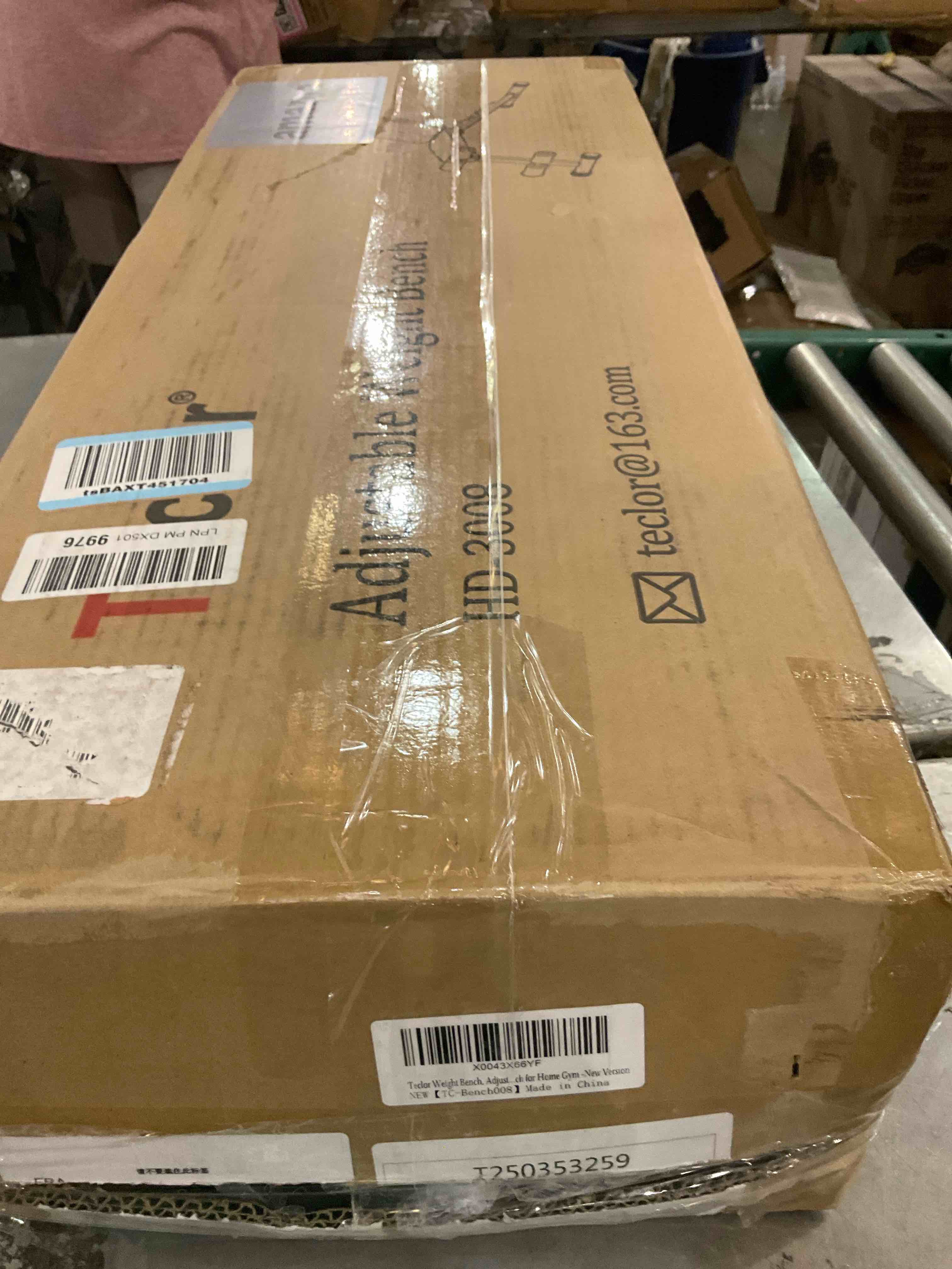 https://s3.amazonaws.com/lotting-images-prod/bidfta/PNK2482662_1751551695581.jpeg